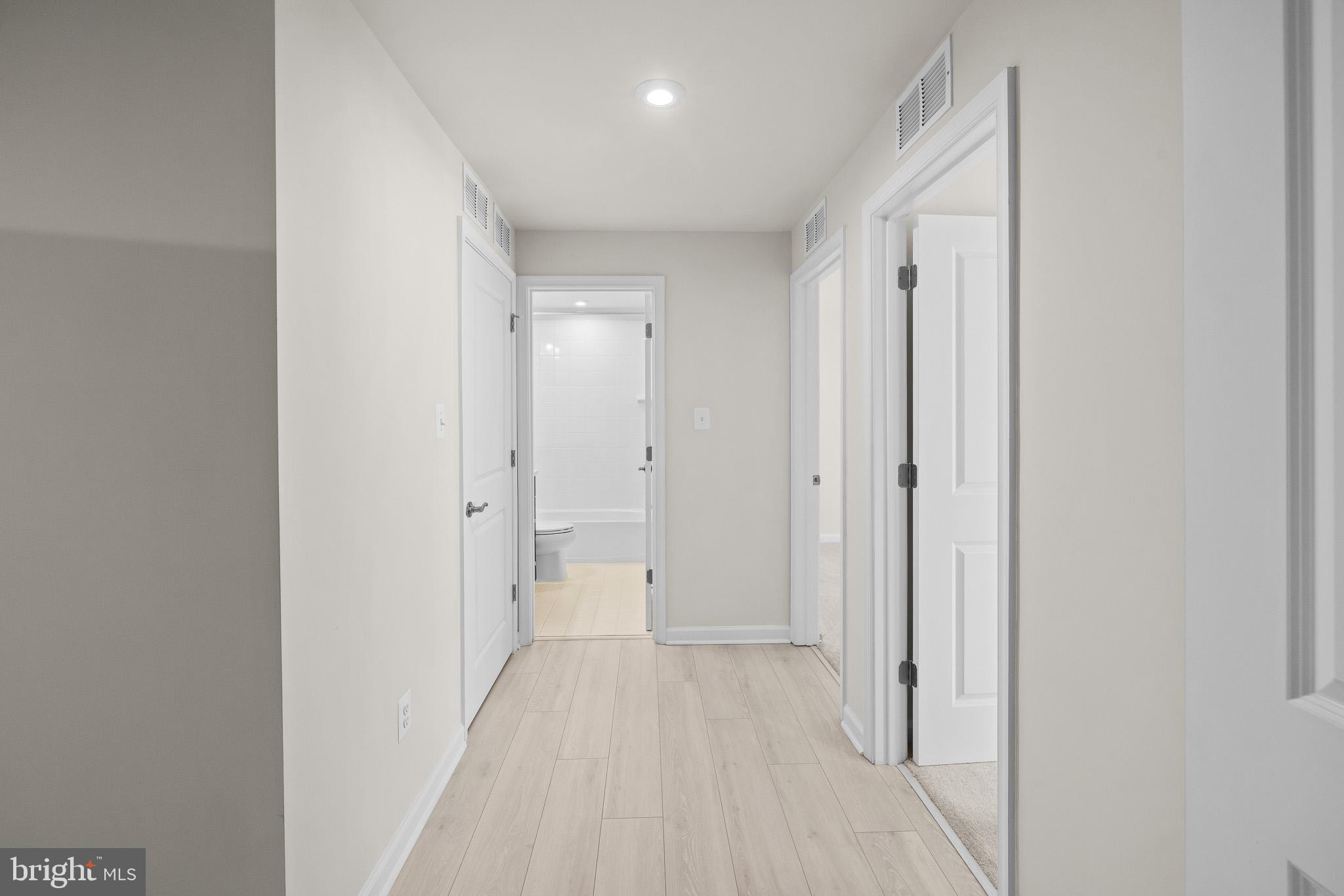 GLENN DALE COMMONS - Residential