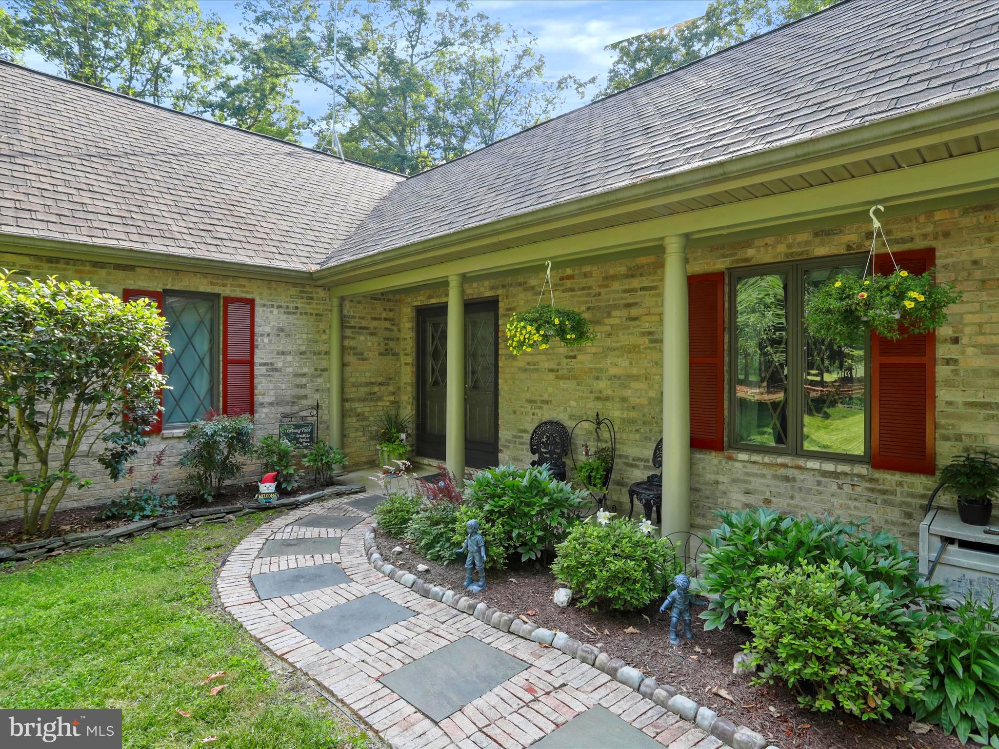9387 COVENANT HILL LANE