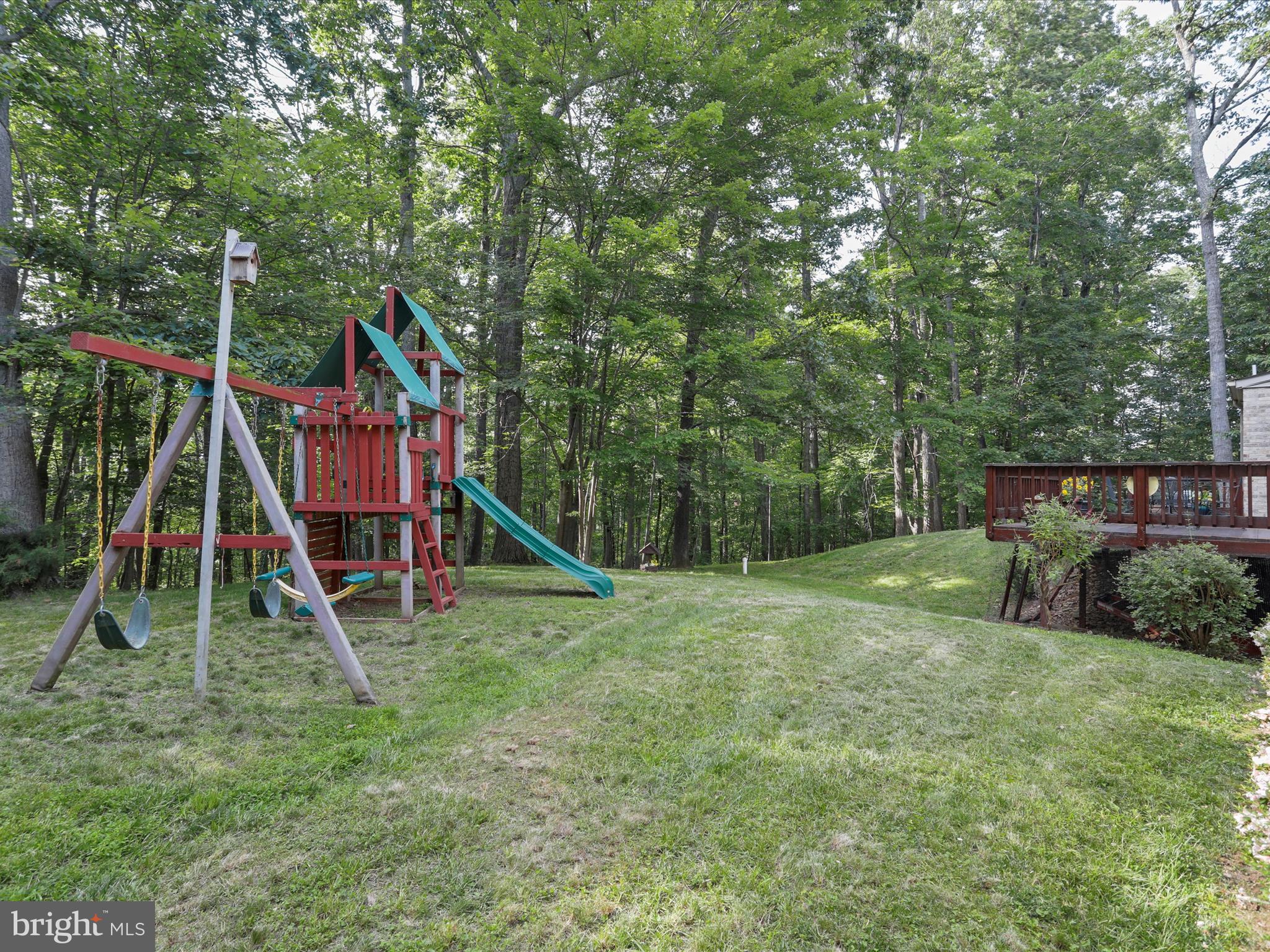 9387 COVENANT HILL LANE