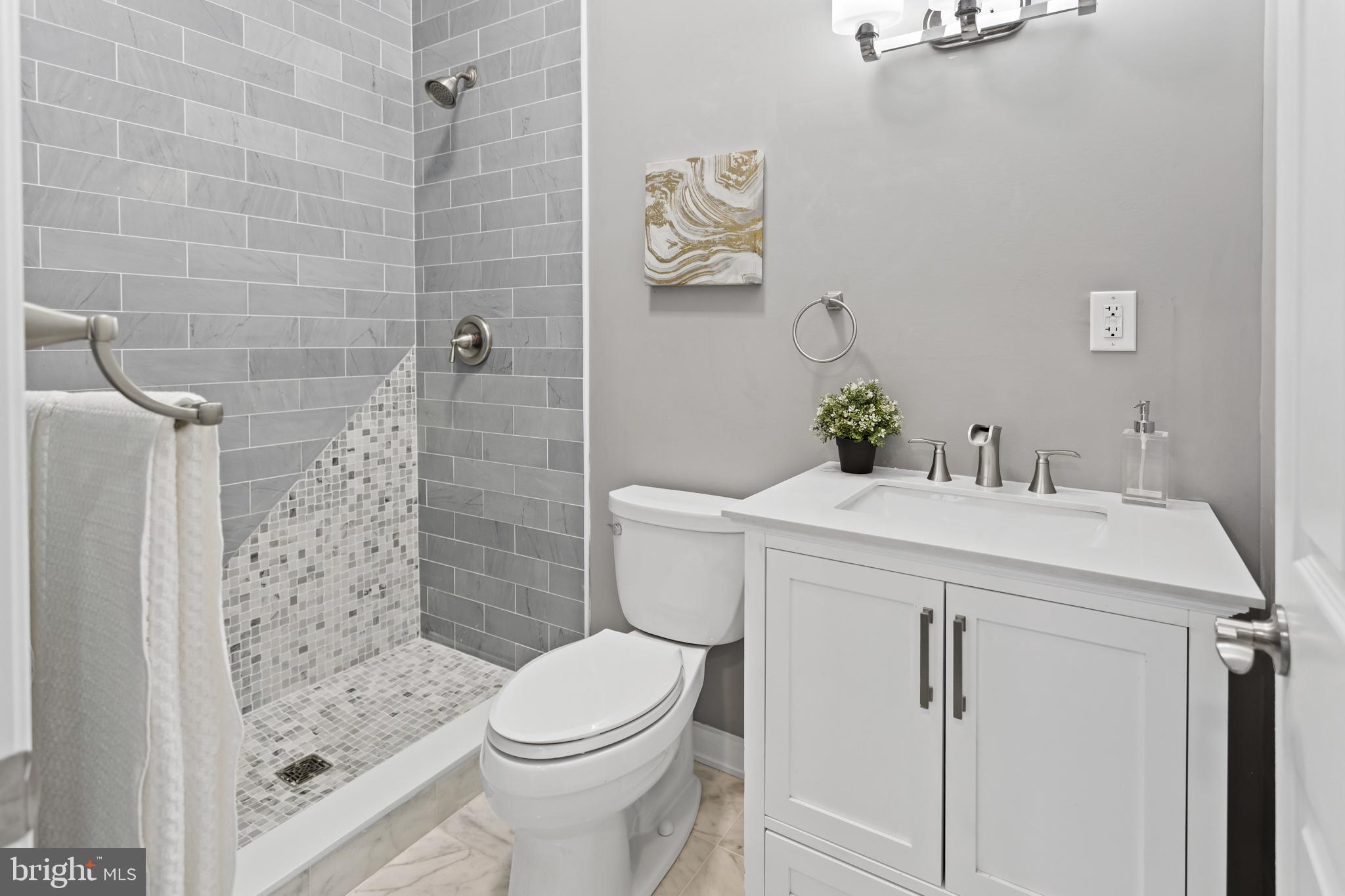GRAYS FERRY - Residential