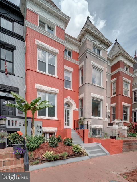 27 SEATON PLACE NW WASHINGTON DC 20001
