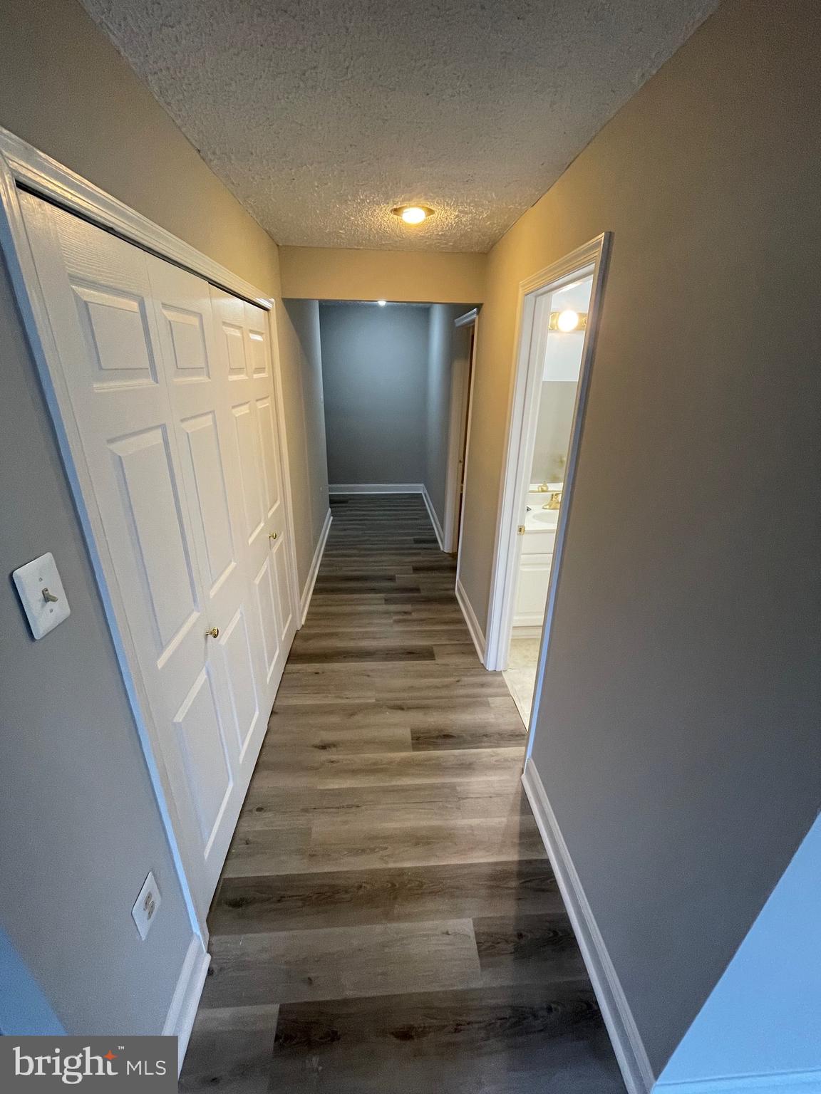 PINEWOOD HILL - Residential Lease