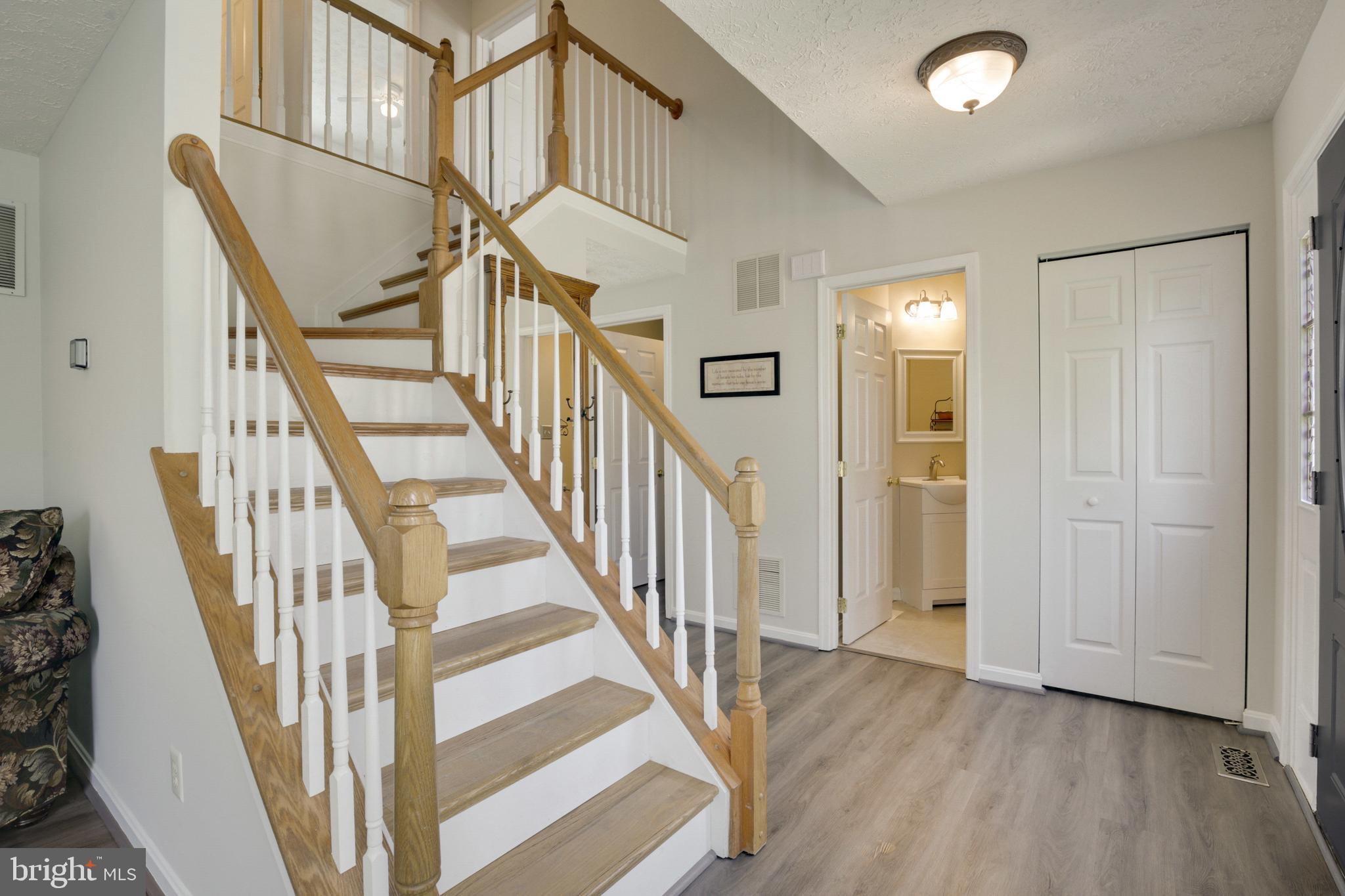 TUCHAHOE FARMS - Residential