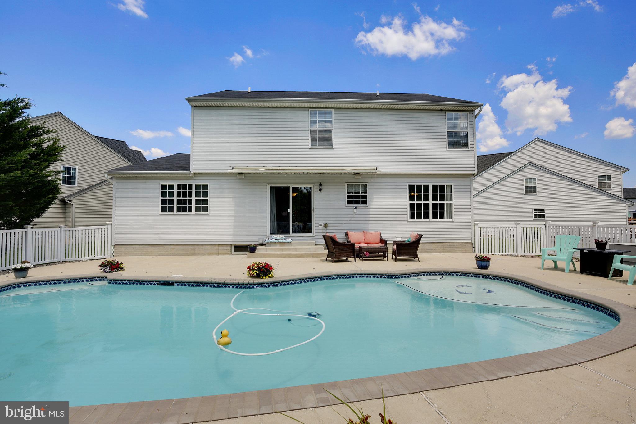 TUCHAHOE FARMS - Residential