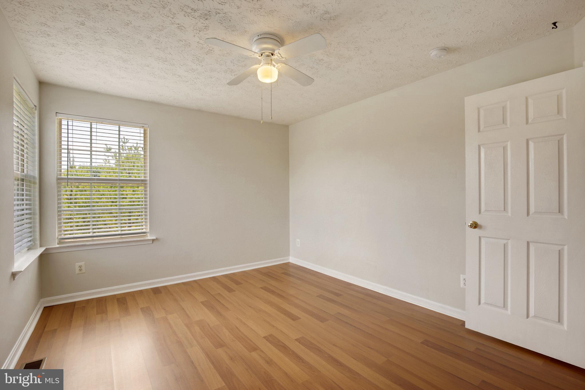 TUCHAHOE FARMS - Residential