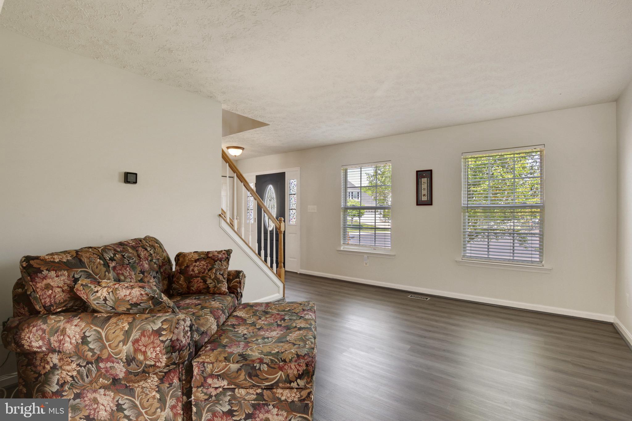 TUCHAHOE FARMS - Residential