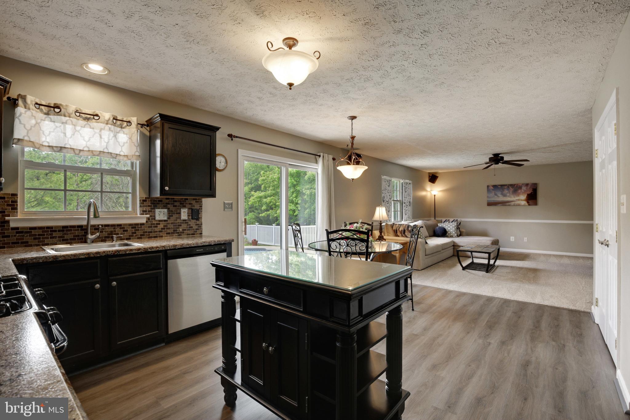 TUCHAHOE FARMS - Residential