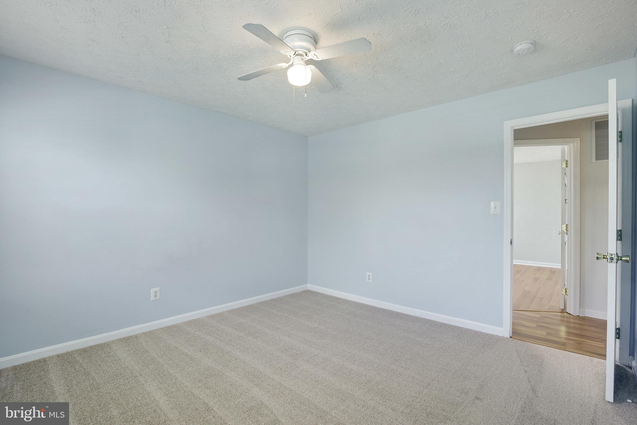 TUCHAHOE FARMS - Residential