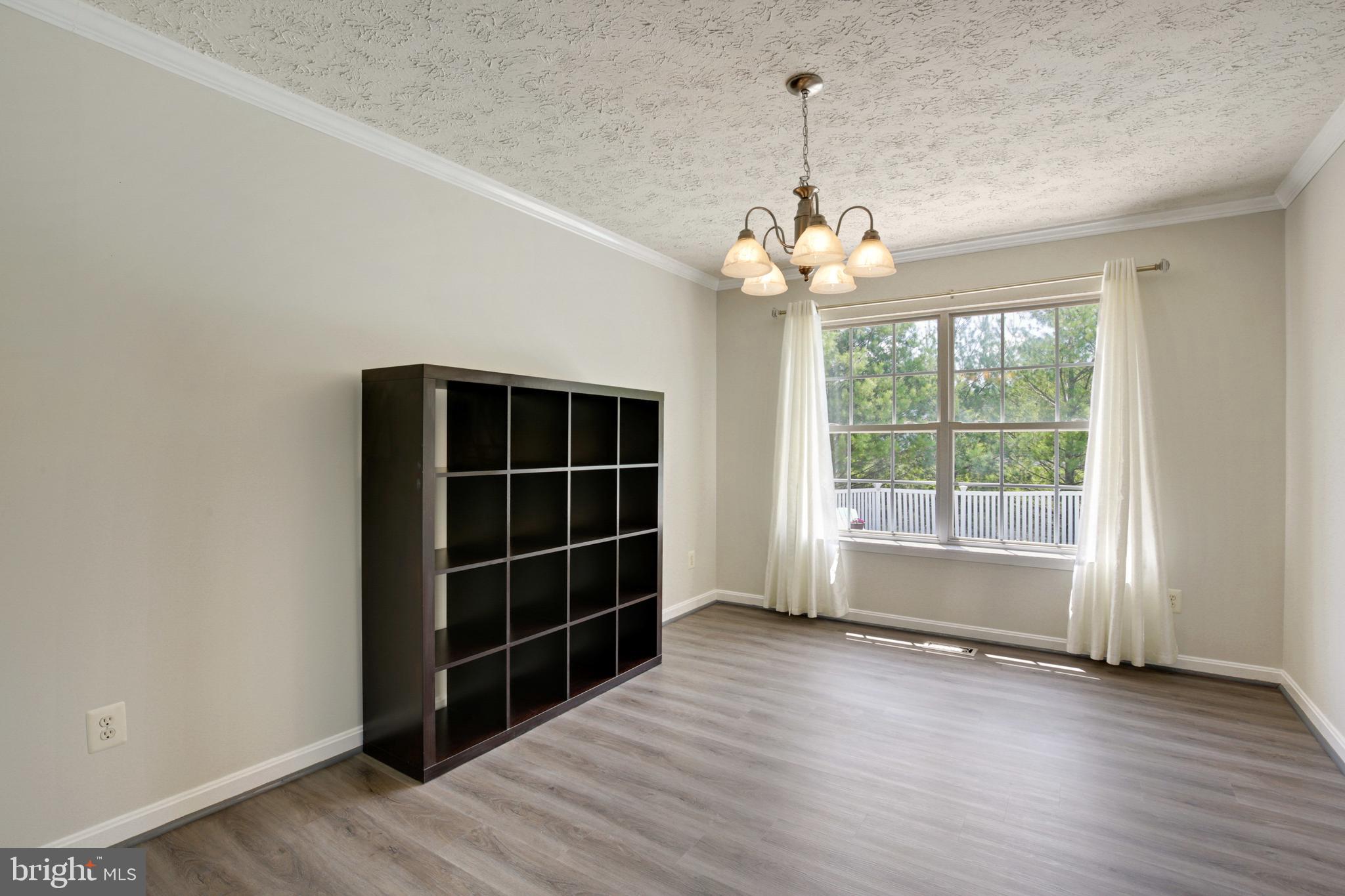 TUCHAHOE FARMS - Residential