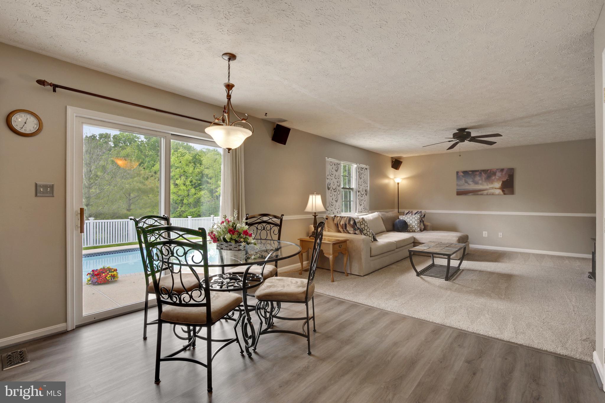 TUCHAHOE FARMS - Residential