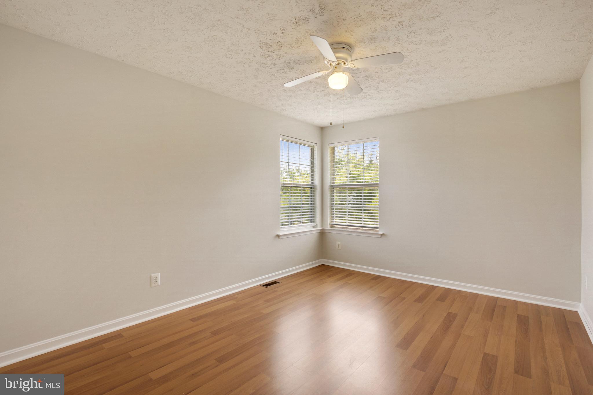 TUCHAHOE FARMS - Residential