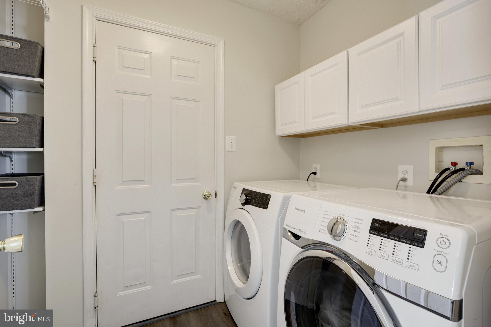 TUCHAHOE FARMS - Residential