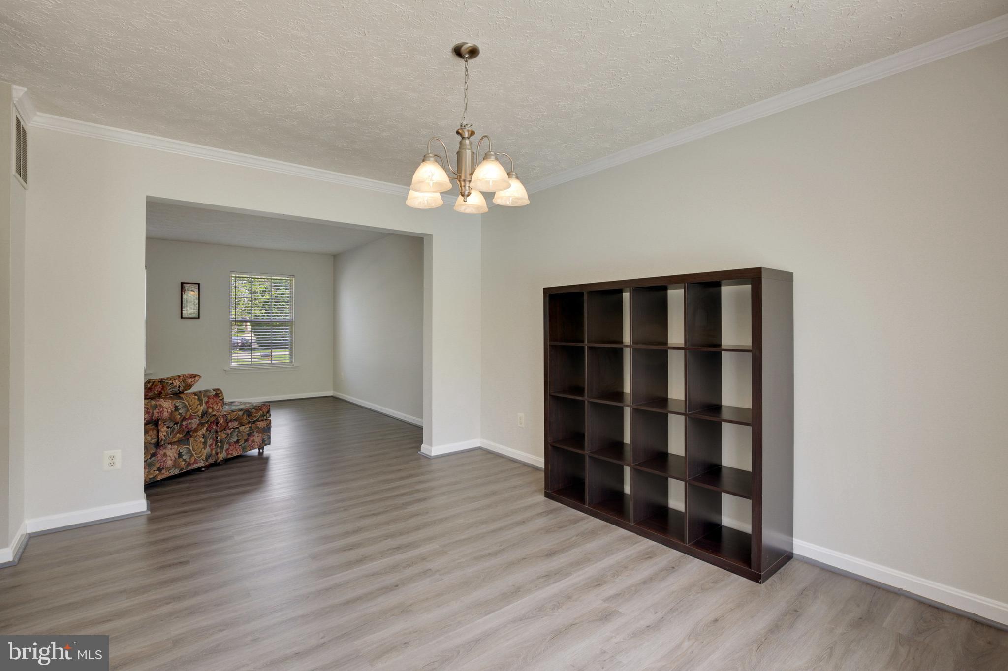 TUCHAHOE FARMS - Residential