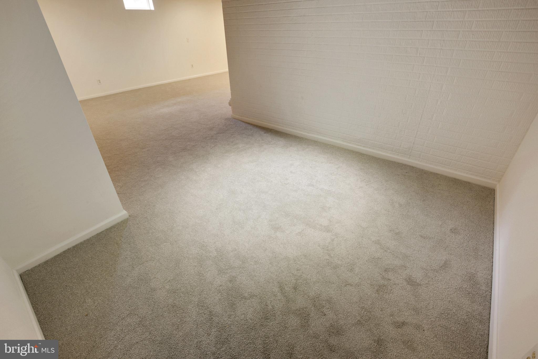 TUCHAHOE FARMS - Residential