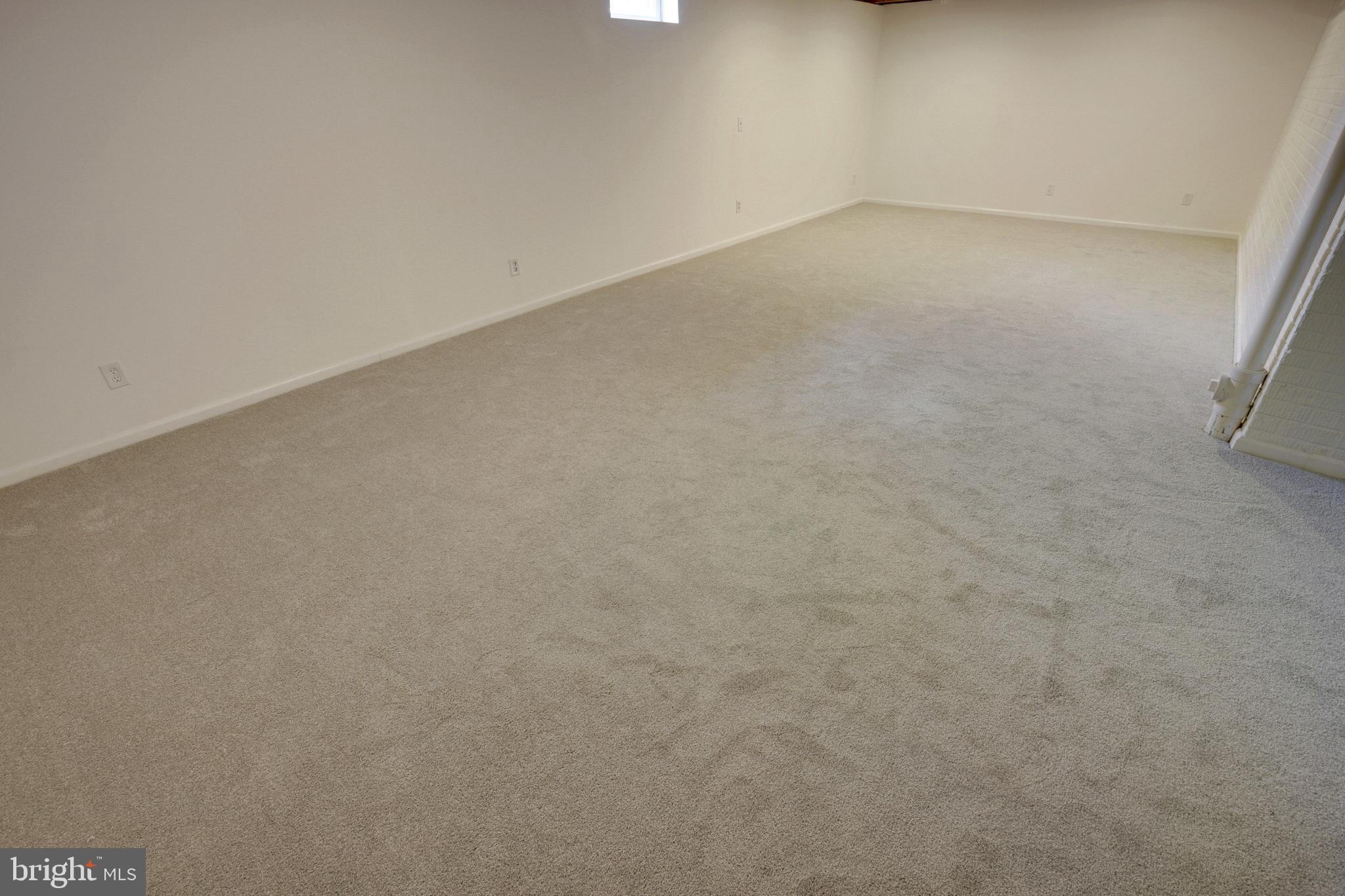 TUCHAHOE FARMS - Residential