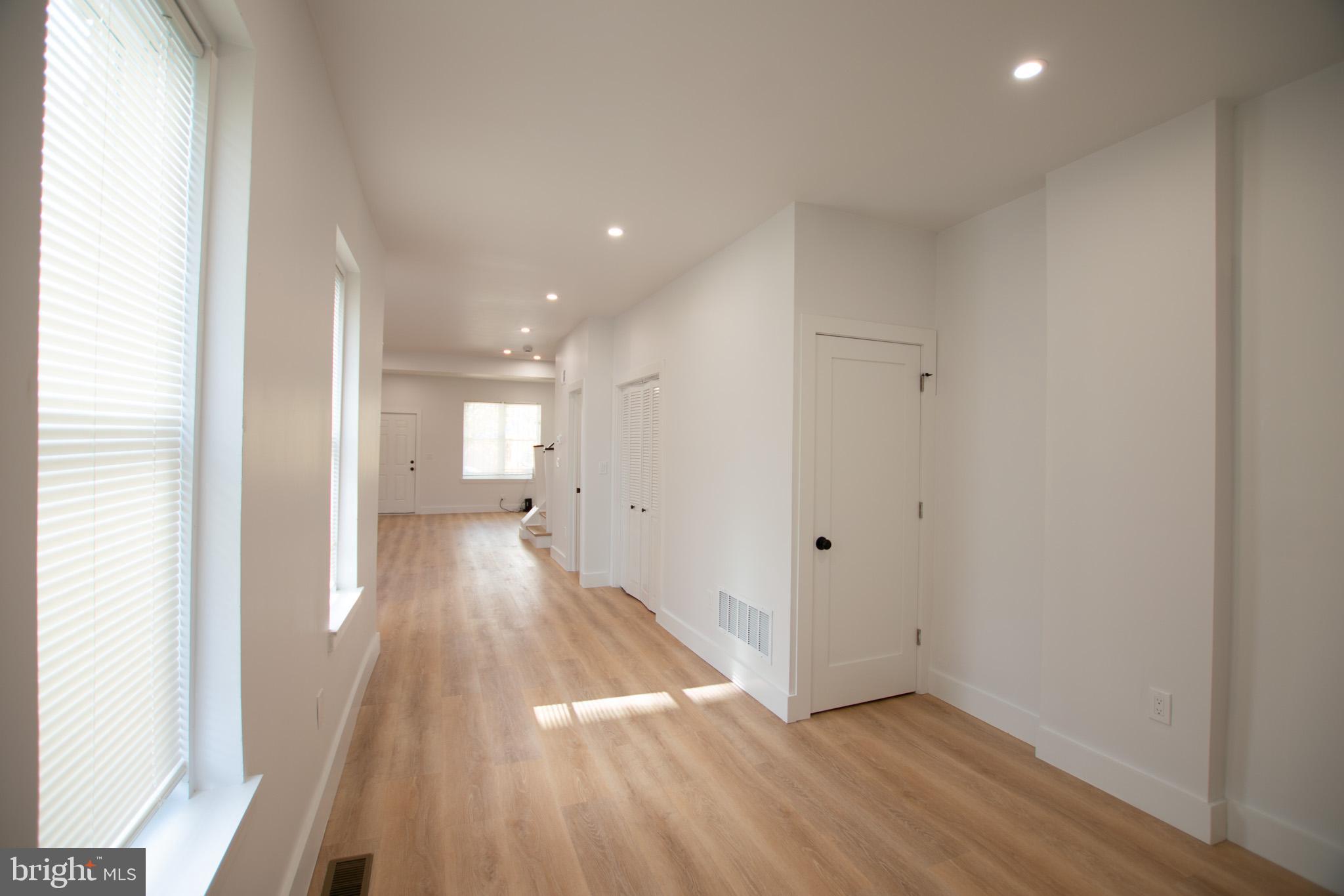 POINT BREEZE - Residential Lease