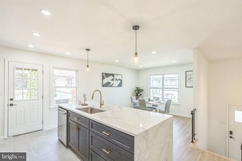 Photo of 3818 Lawrence Avenue, KENSINGTON, MD 20895 (MLS # MDMC2174764) Photo of 3818 Lawrence Avenue, KENSINGTON, MD 20895 (MLS # MDMC2174764)