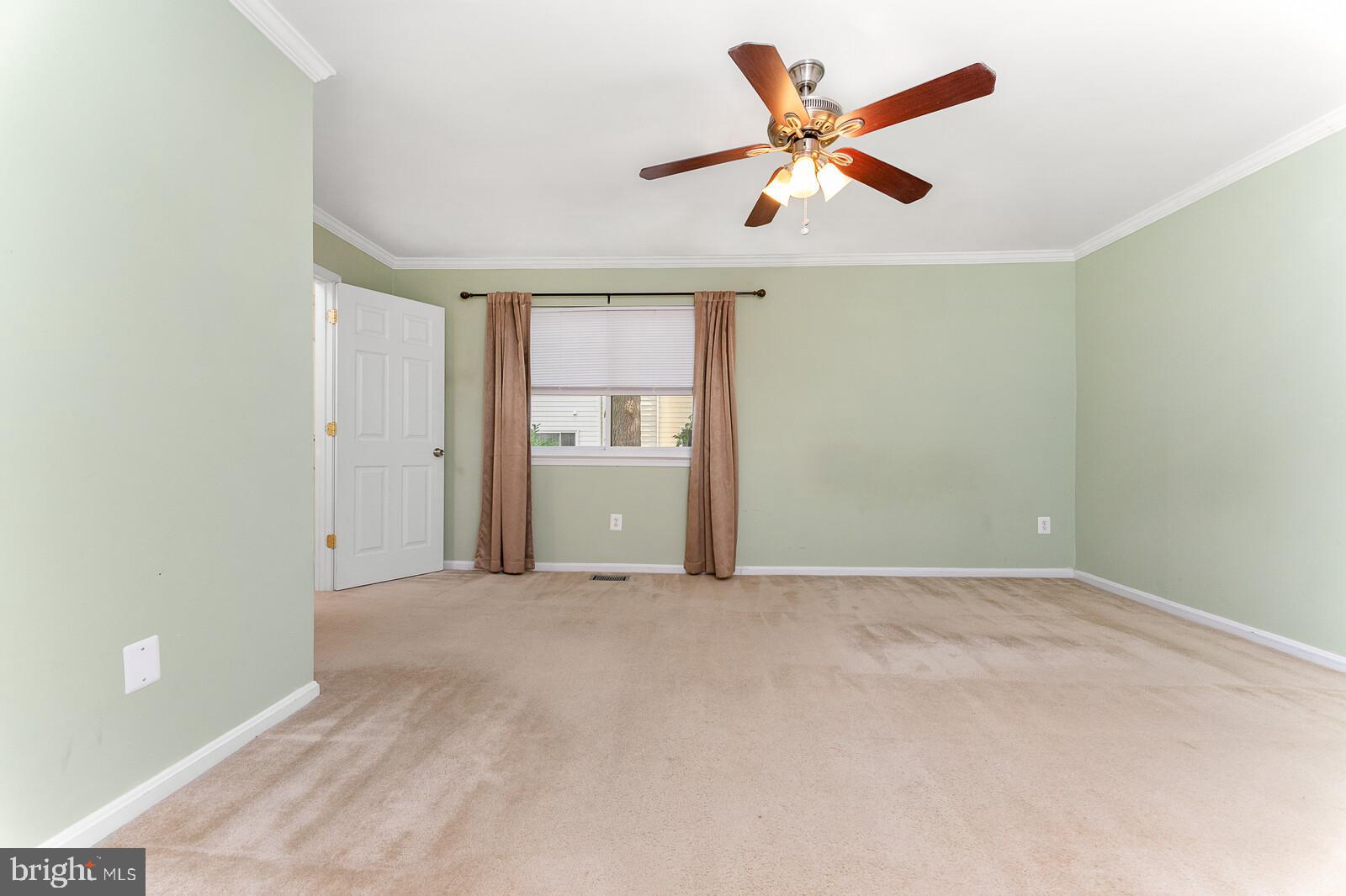 GLEN COVE - Residential Lease