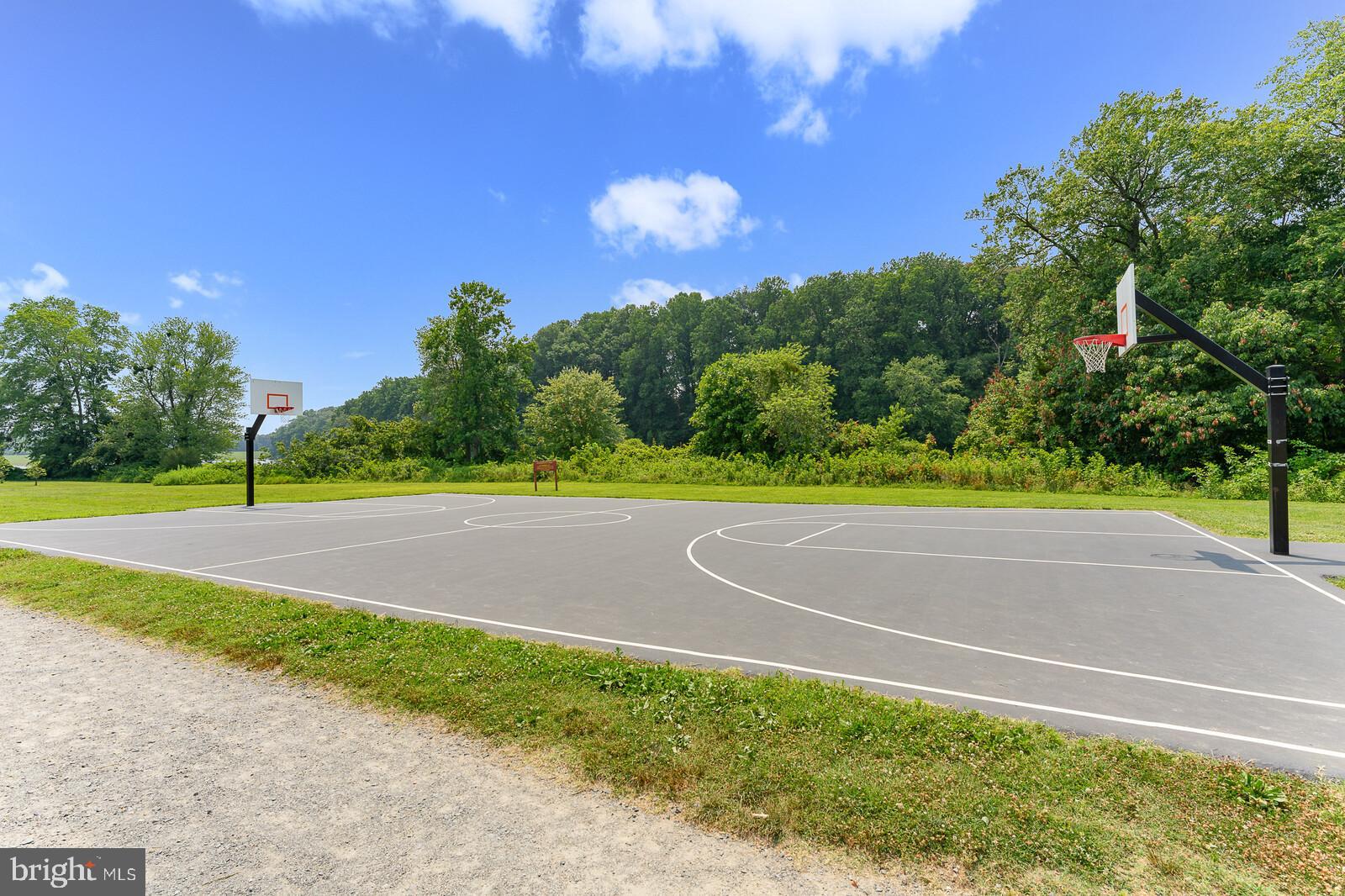 GLEN COVE - Residential Lease