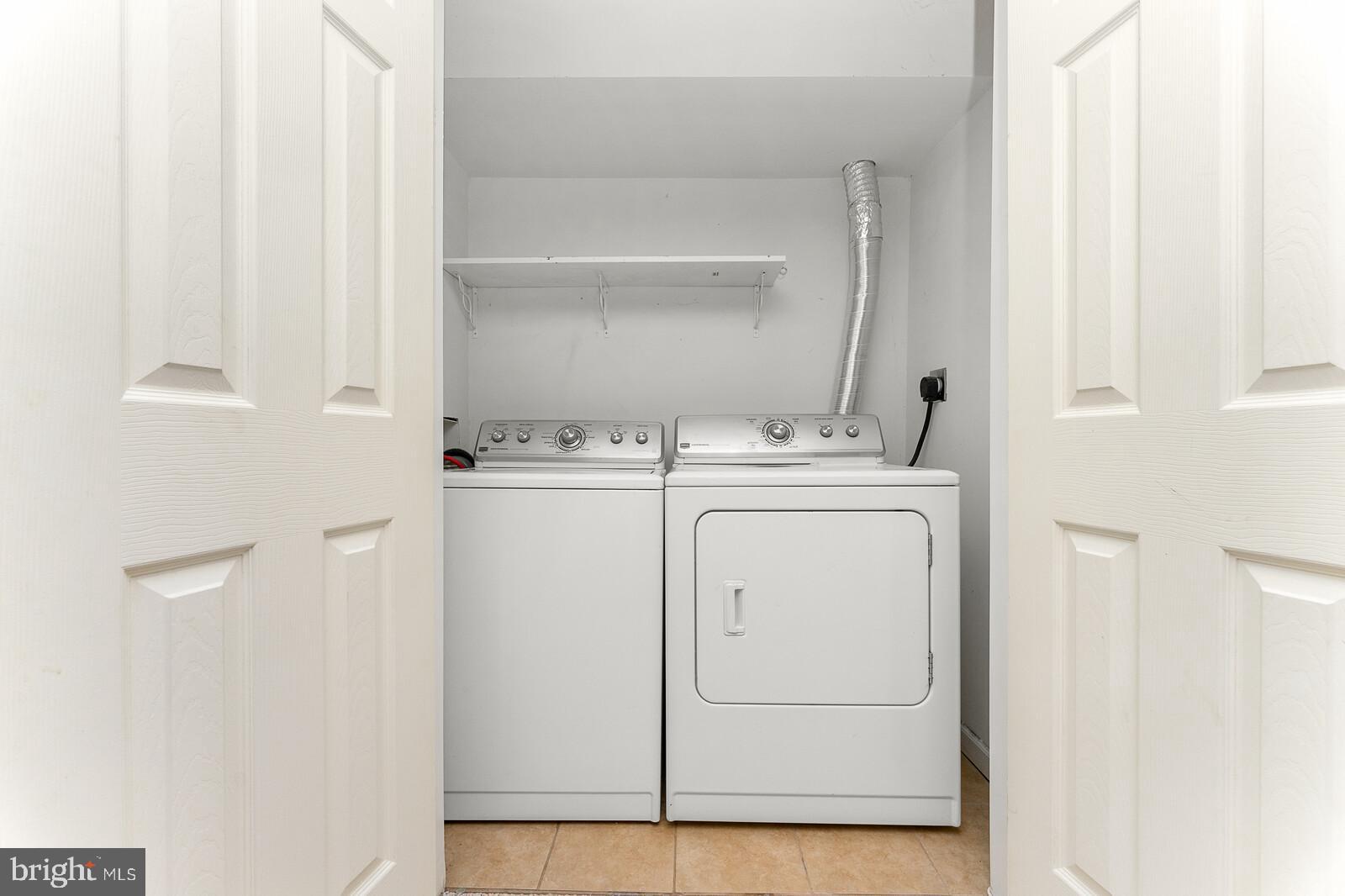 GLEN COVE - Residential Lease