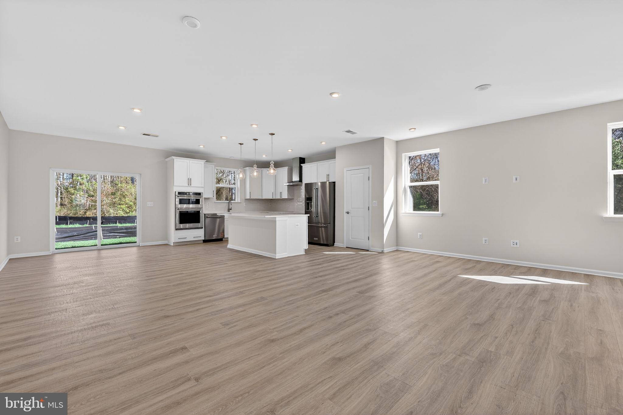 SANDPIPER COVE - Residential