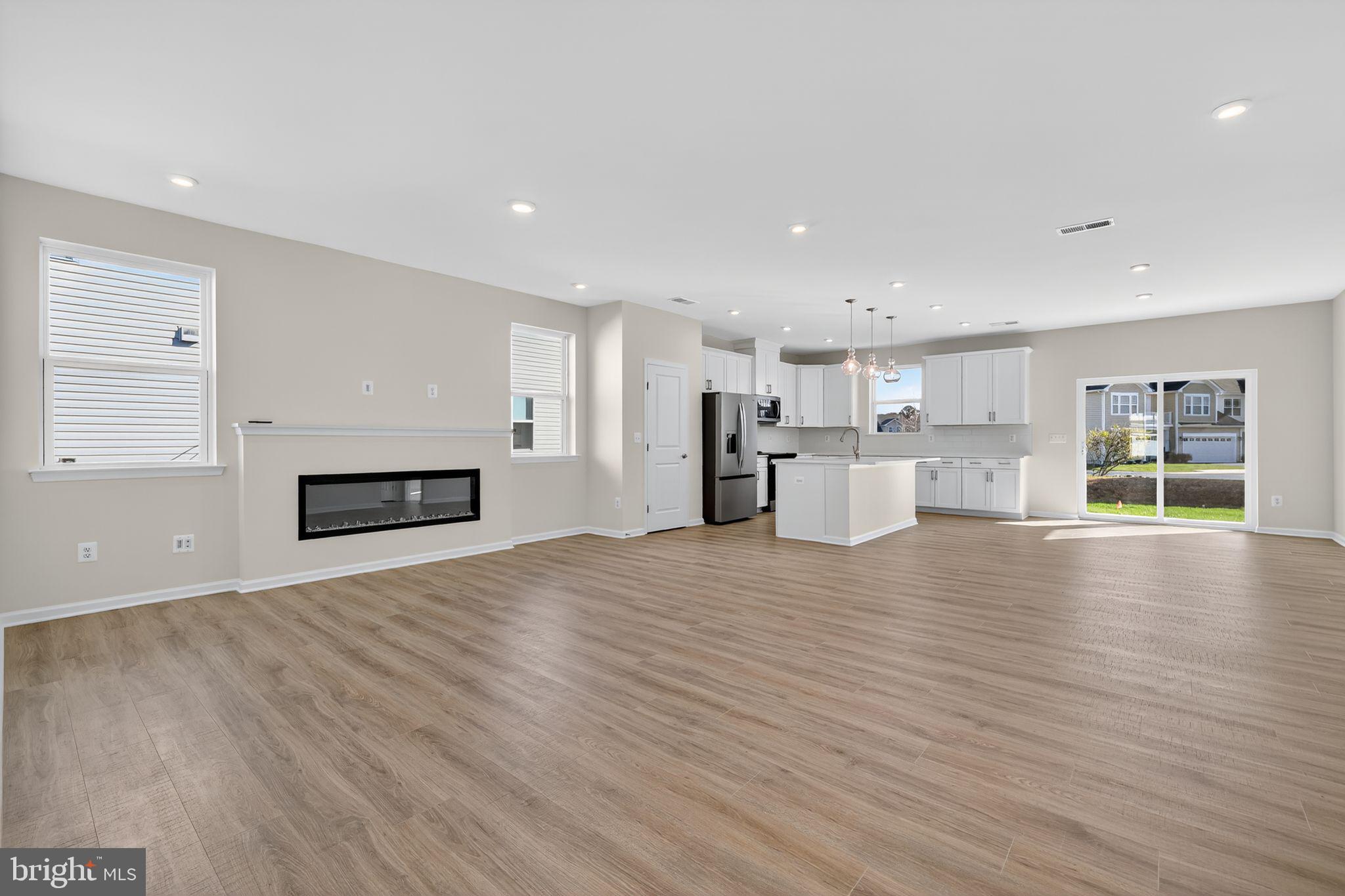 SANDPIPER COVE - Residential