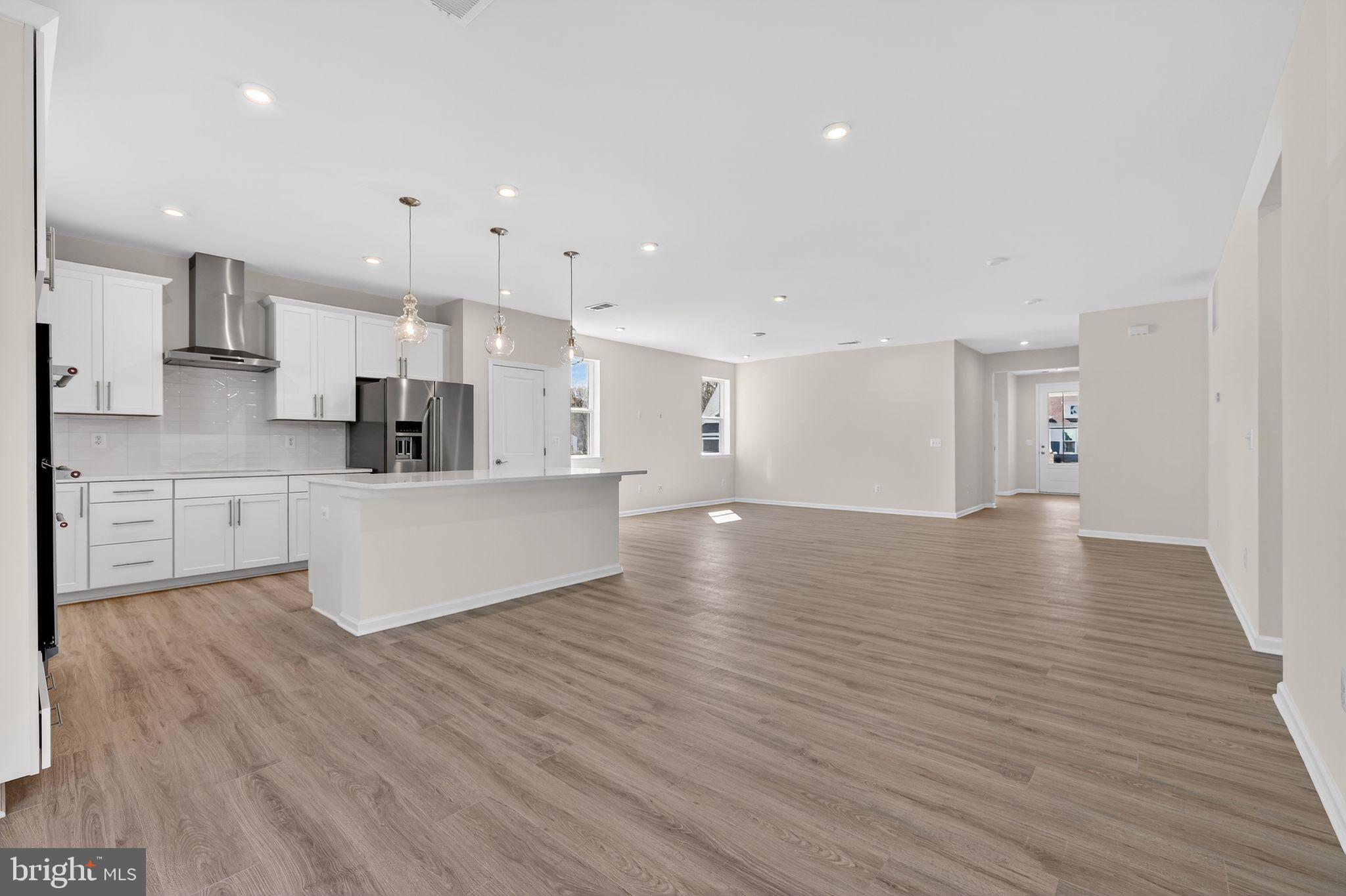 SANDPIPER COVE - Residential