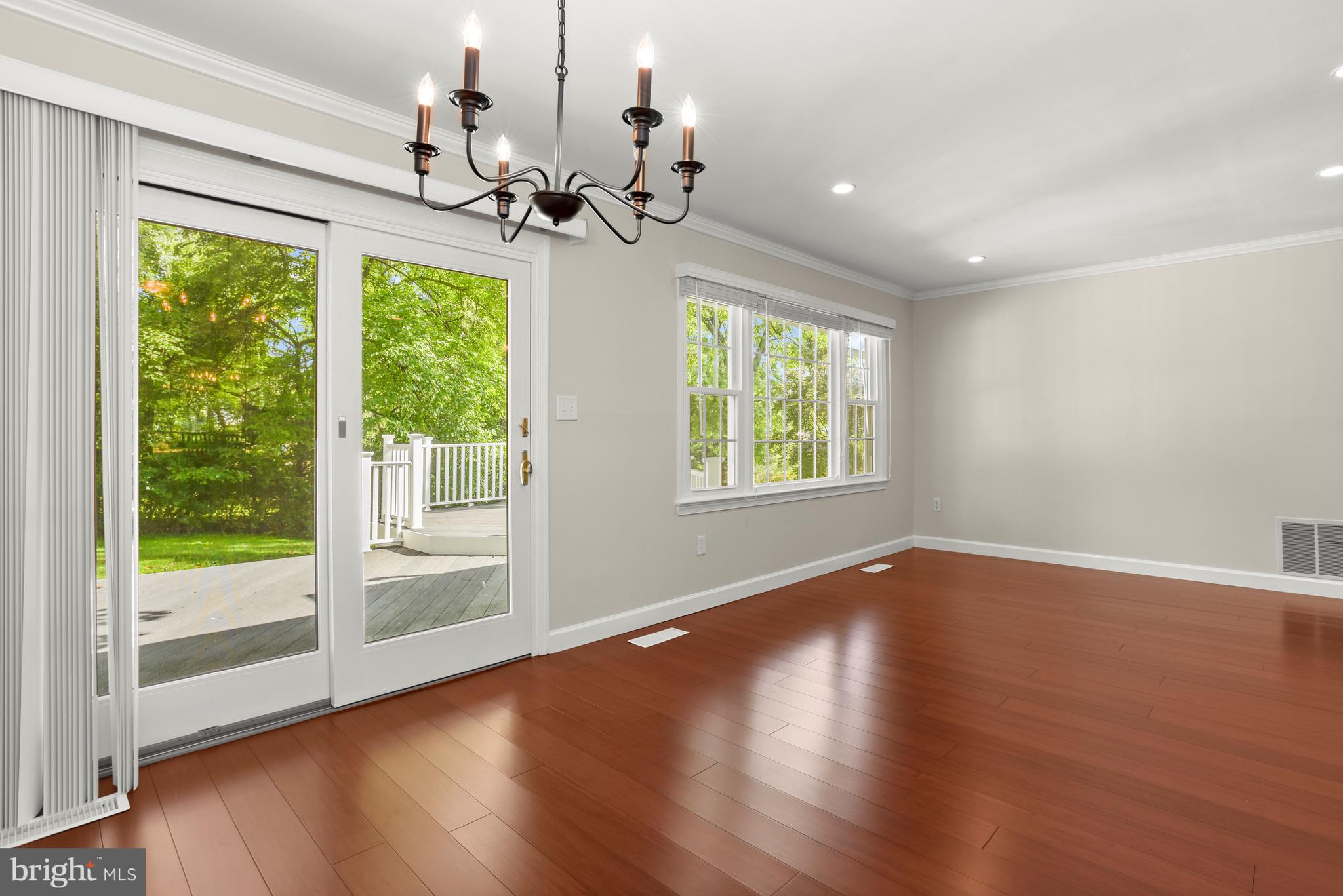 WEST RIDING - Residential