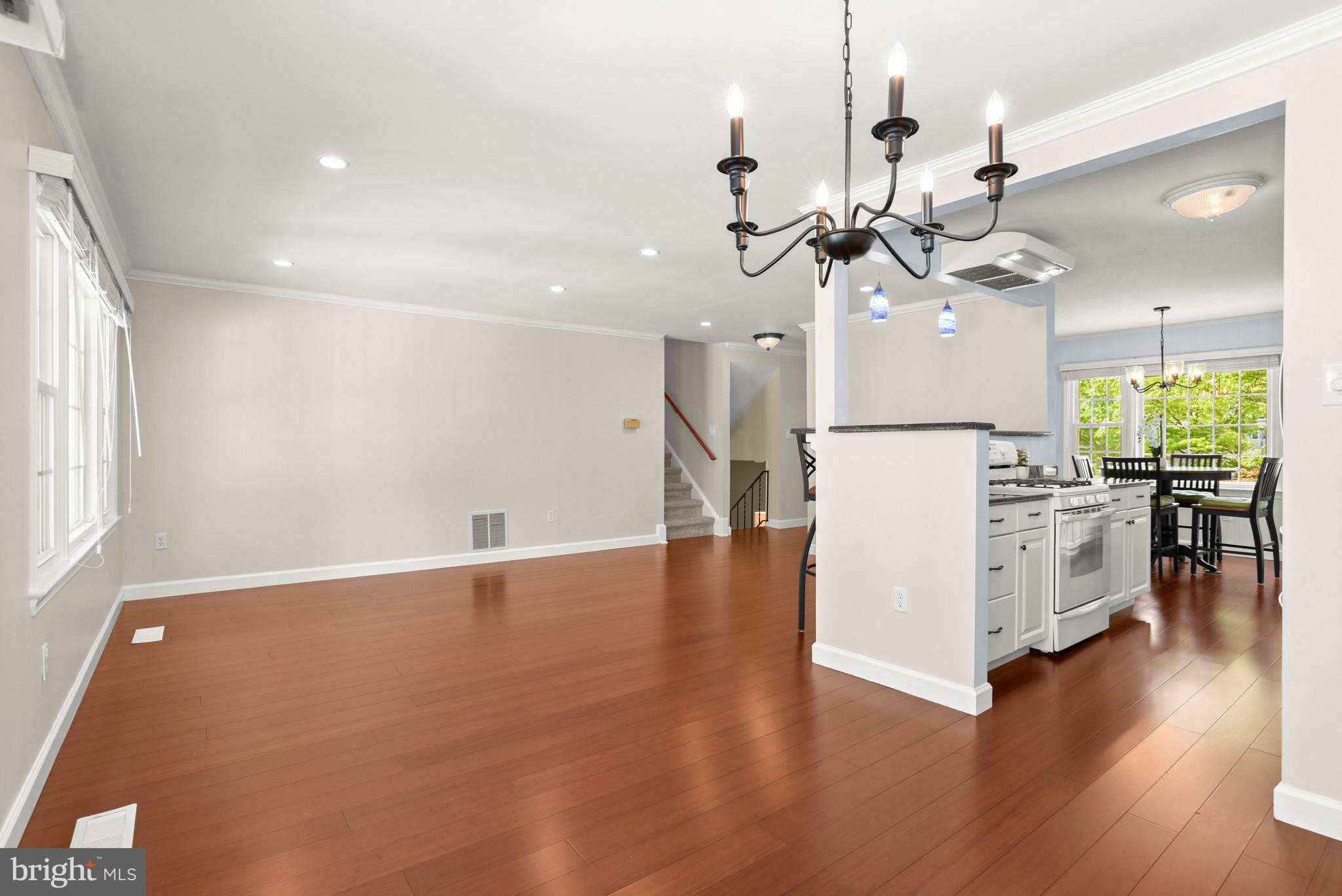 WEST RIDING - Residential