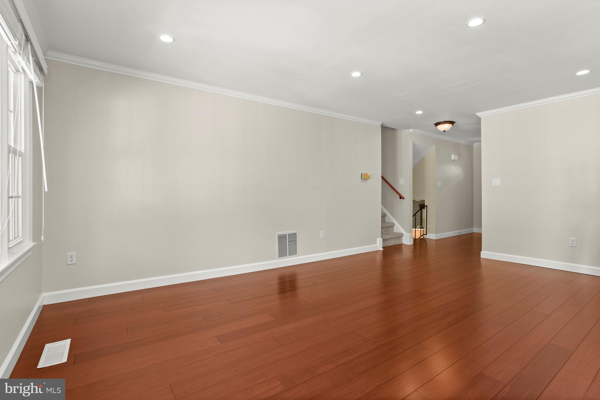 WEST RIDING - Residential