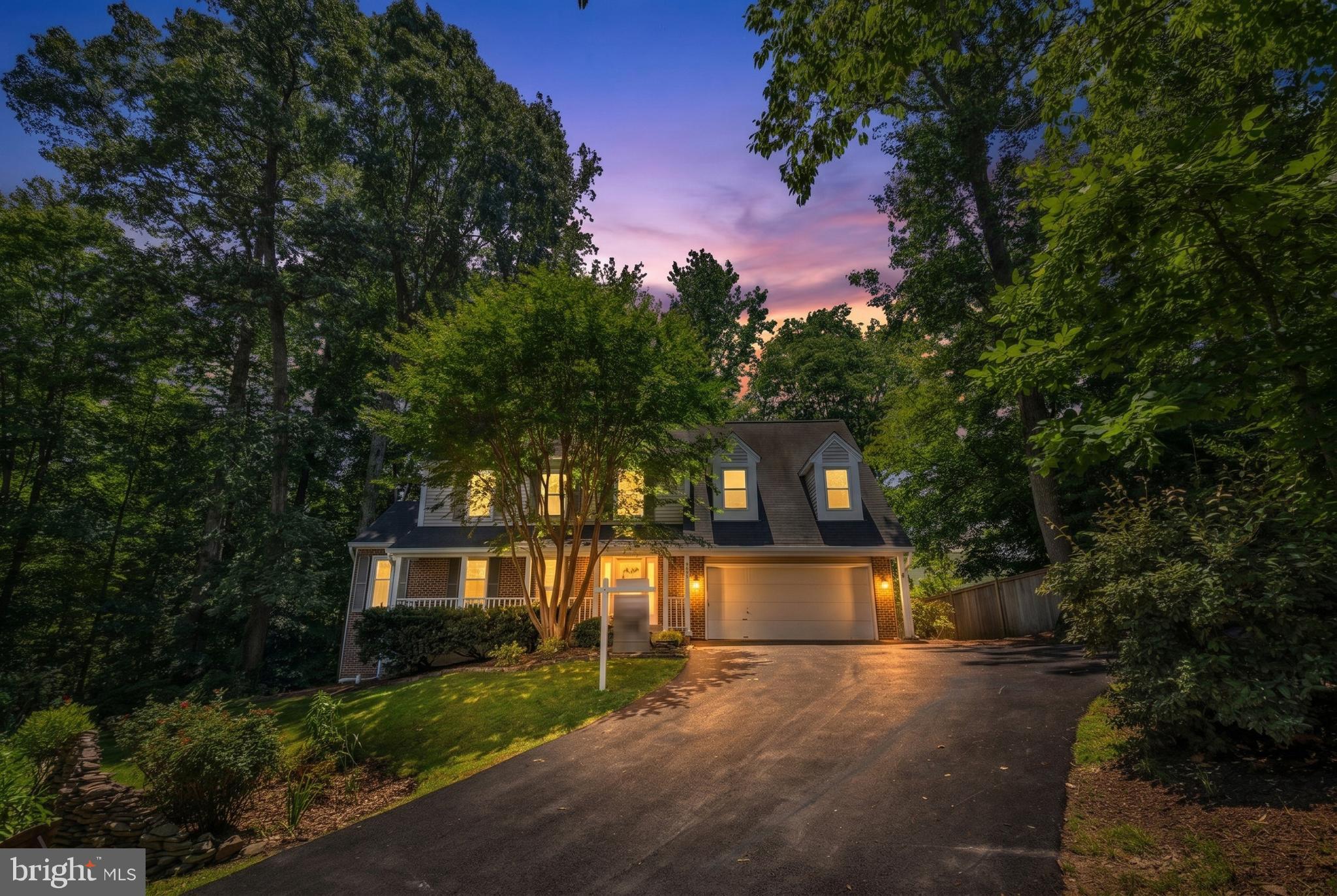 9695 HOLLY OAK COURT