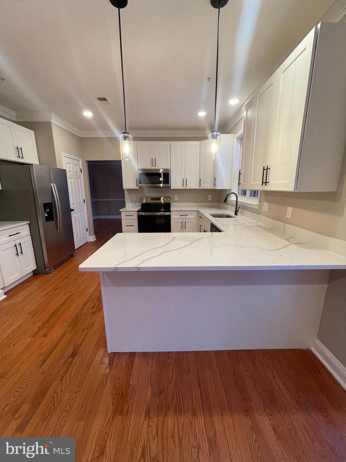 JAMESTOWNE ESTATES - Residential