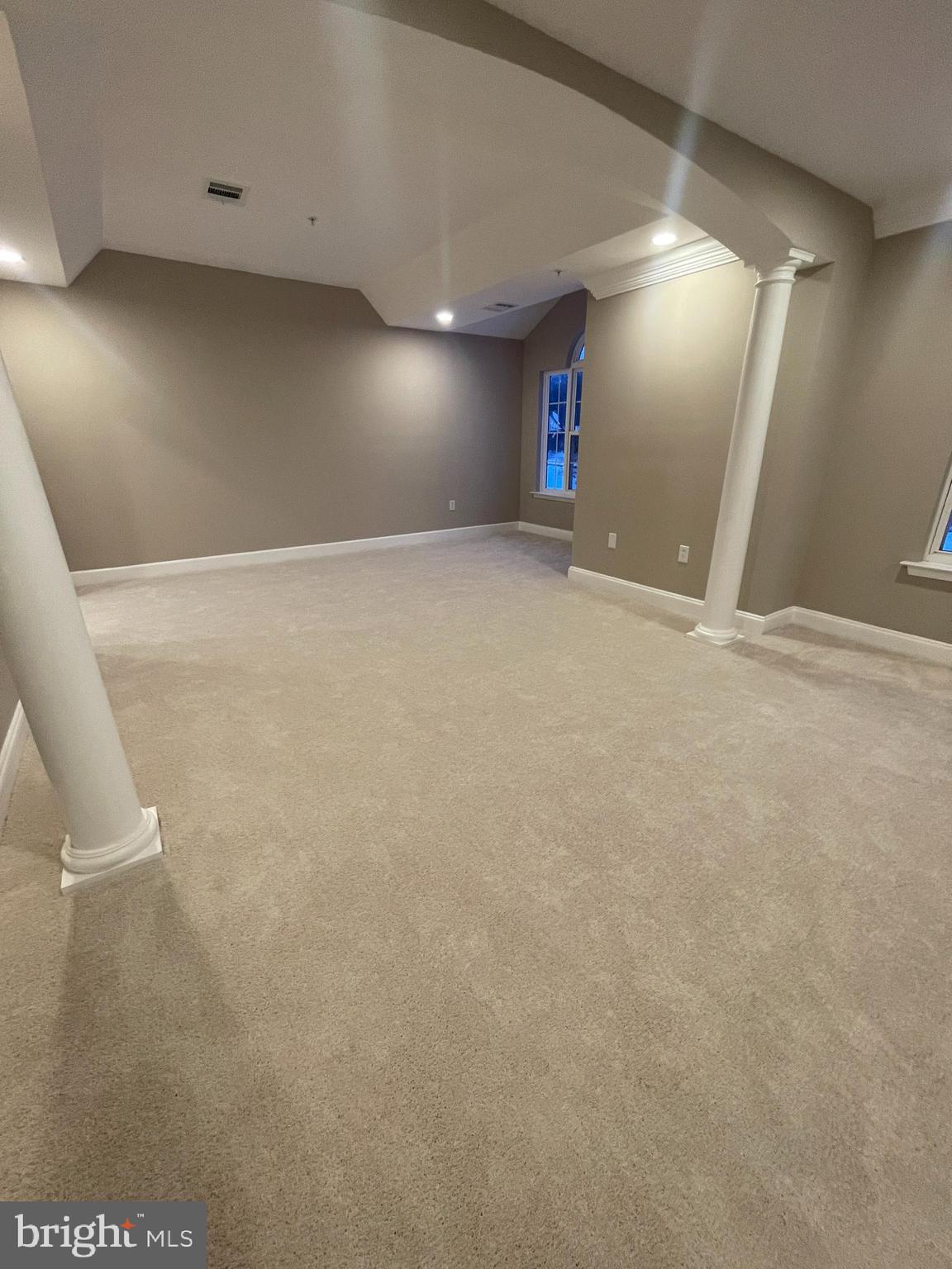 JAMESTOWNE ESTATES - Residential