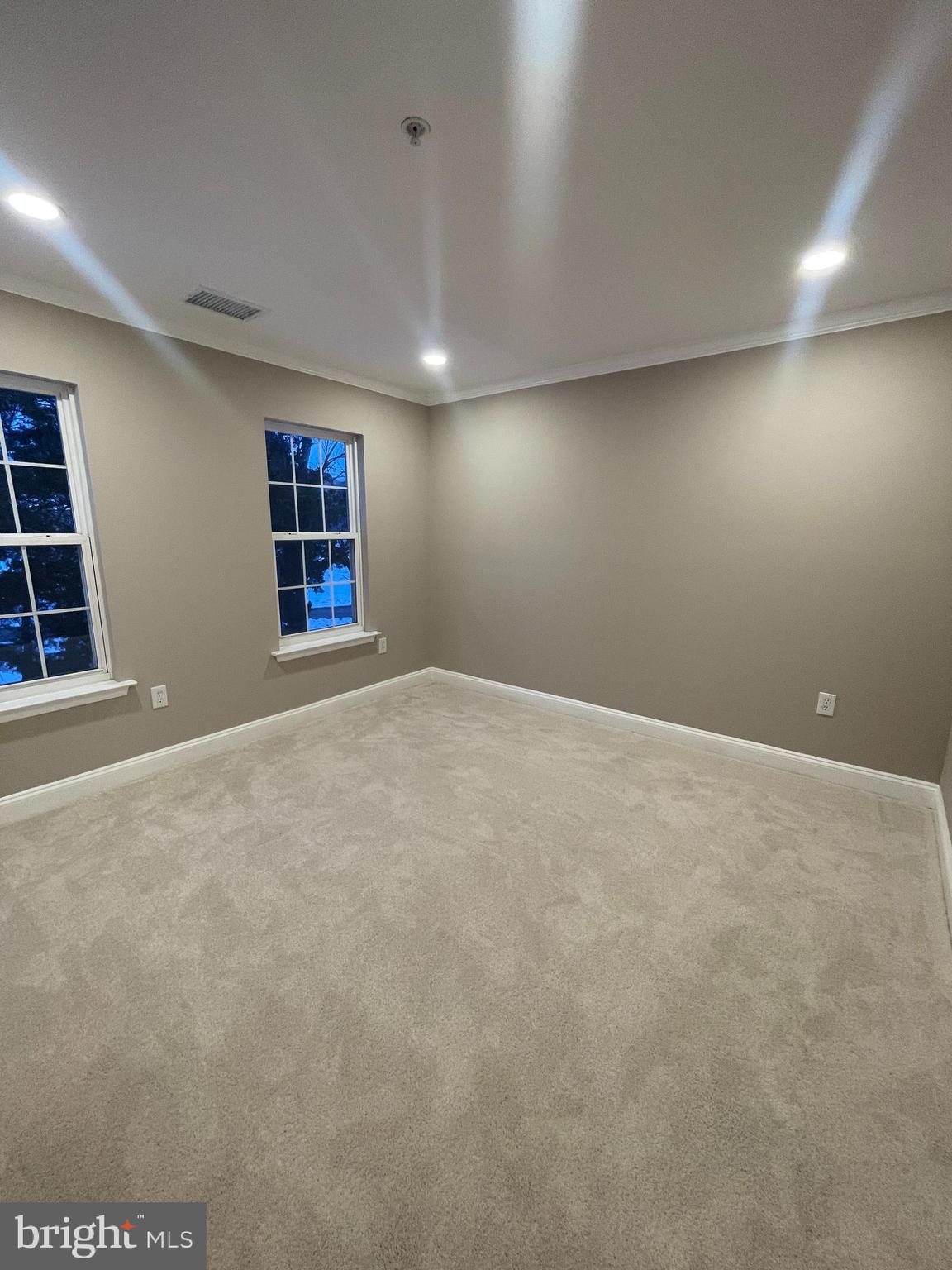 JAMESTOWNE ESTATES - Residential