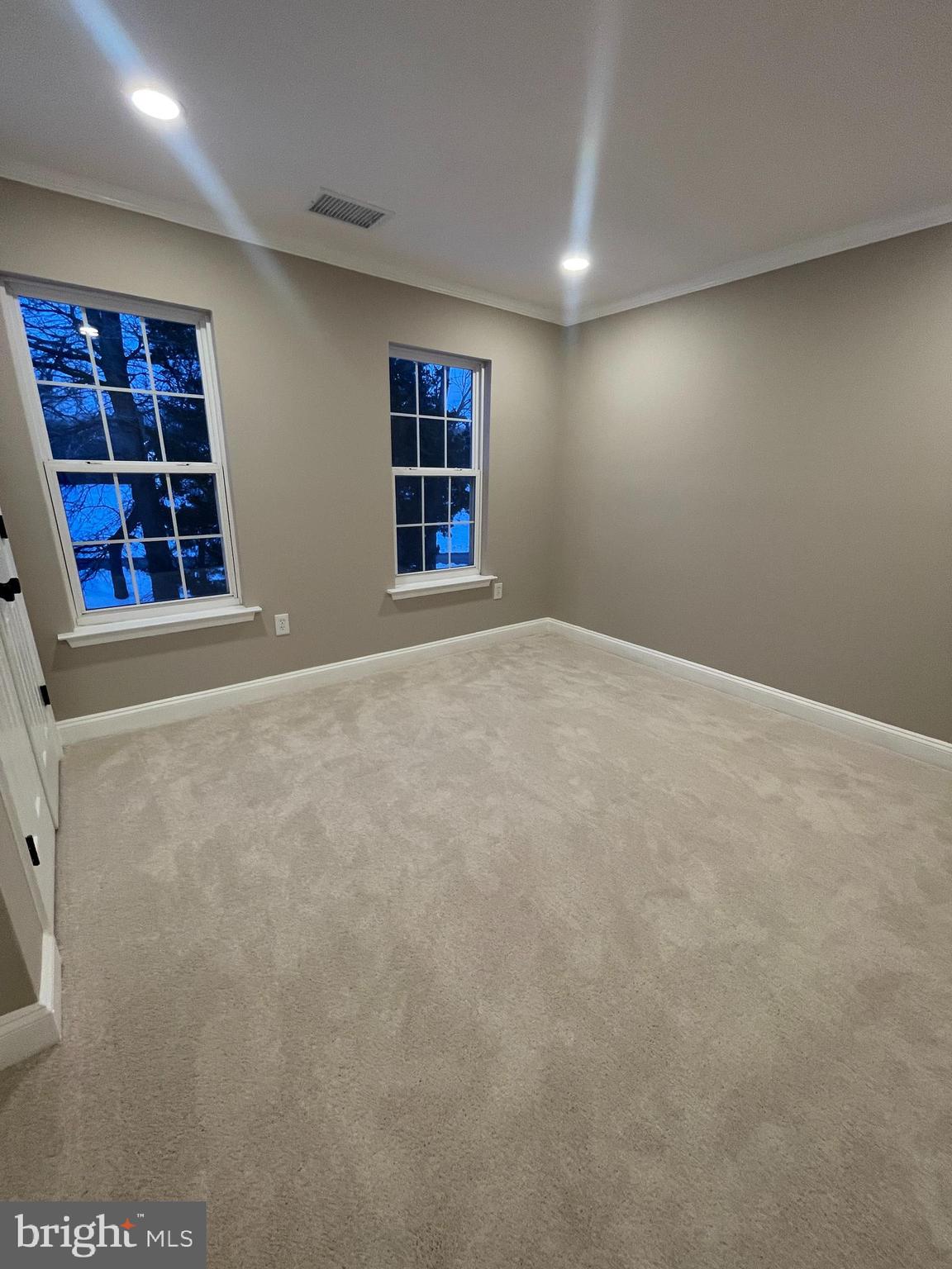 JAMESTOWNE ESTATES - Residential