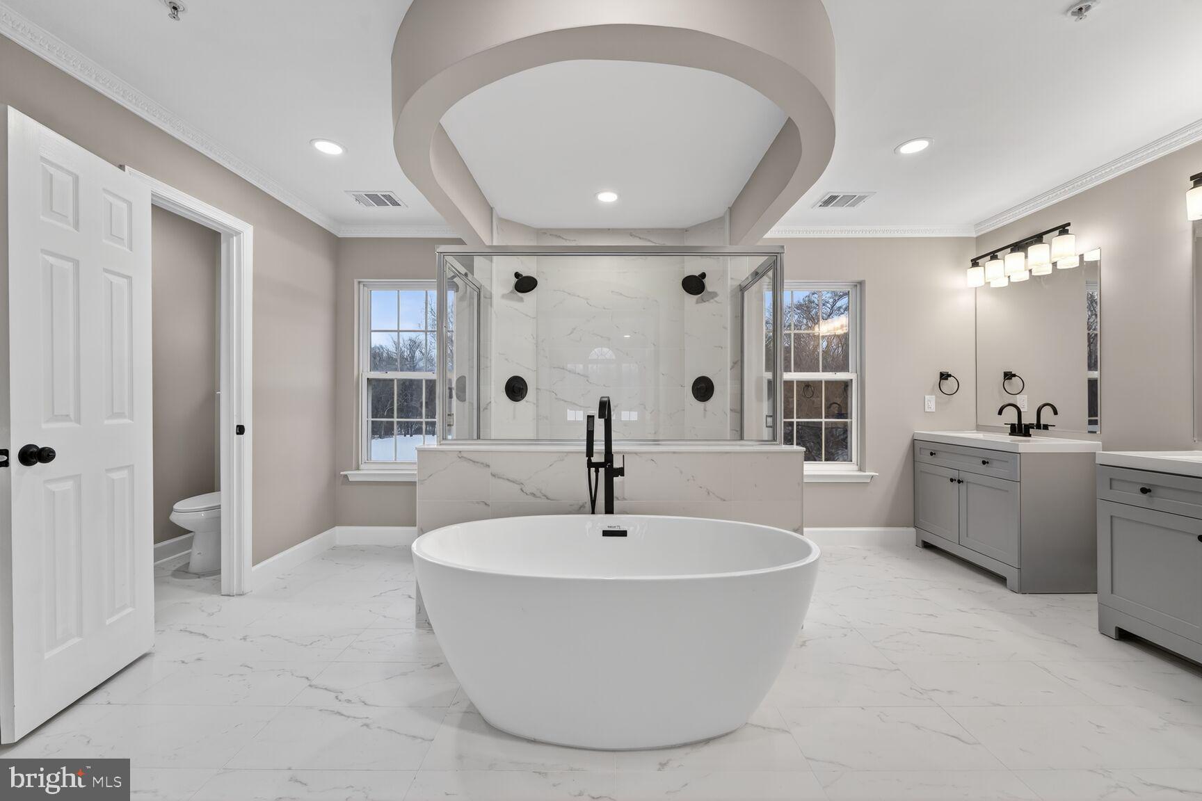 JAMESTOWNE ESTATES - Residential