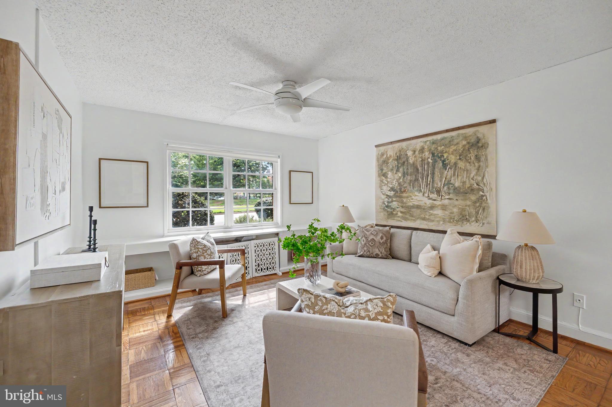 1602 W ABINGDON DRIVE 101