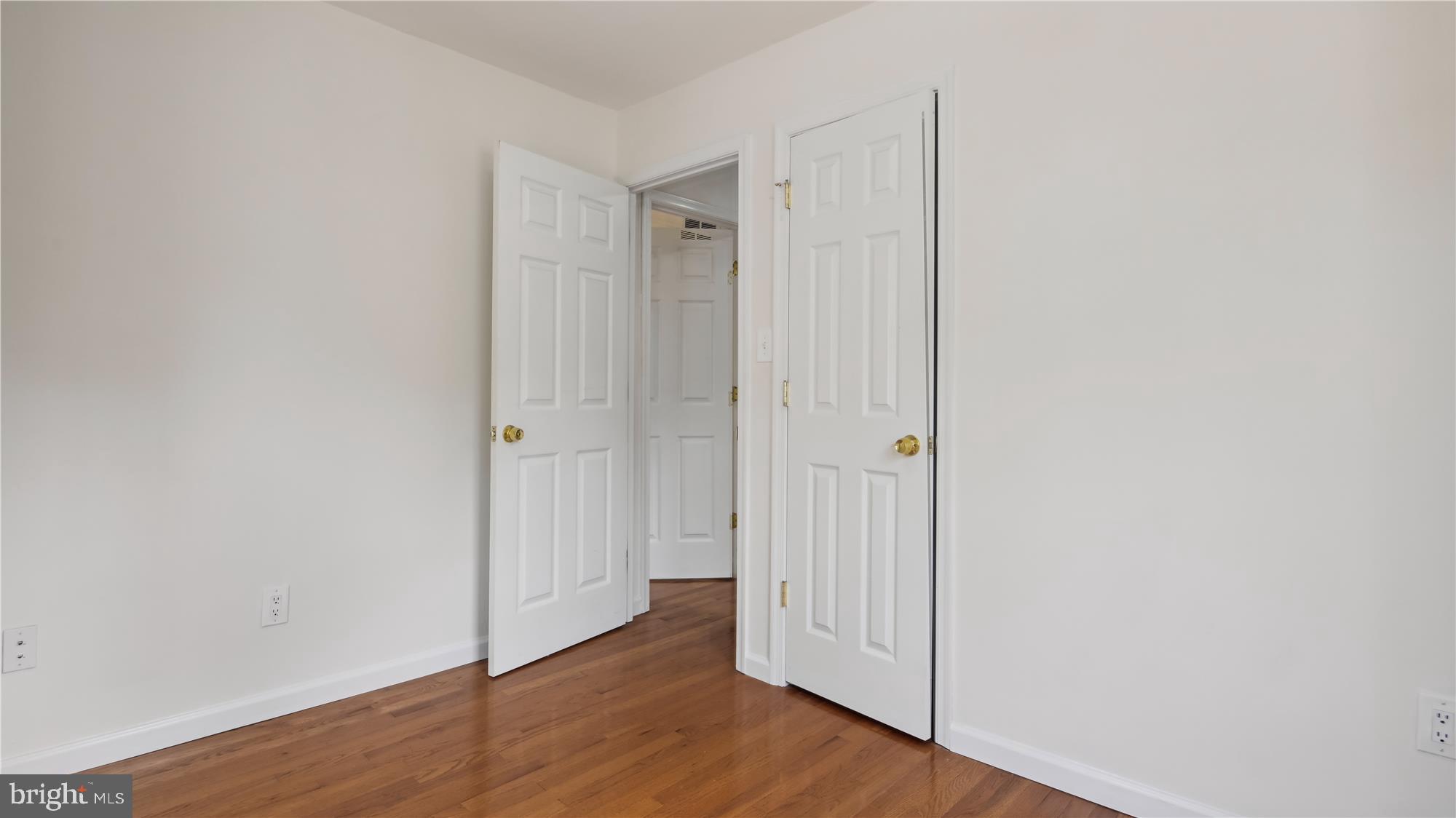 JEFFERSON MANOR - Residential Lease