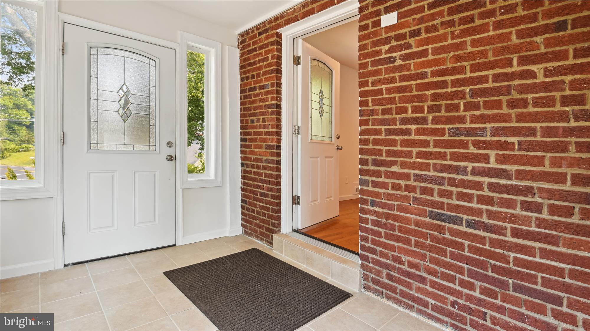 JEFFERSON MANOR - Residential Lease