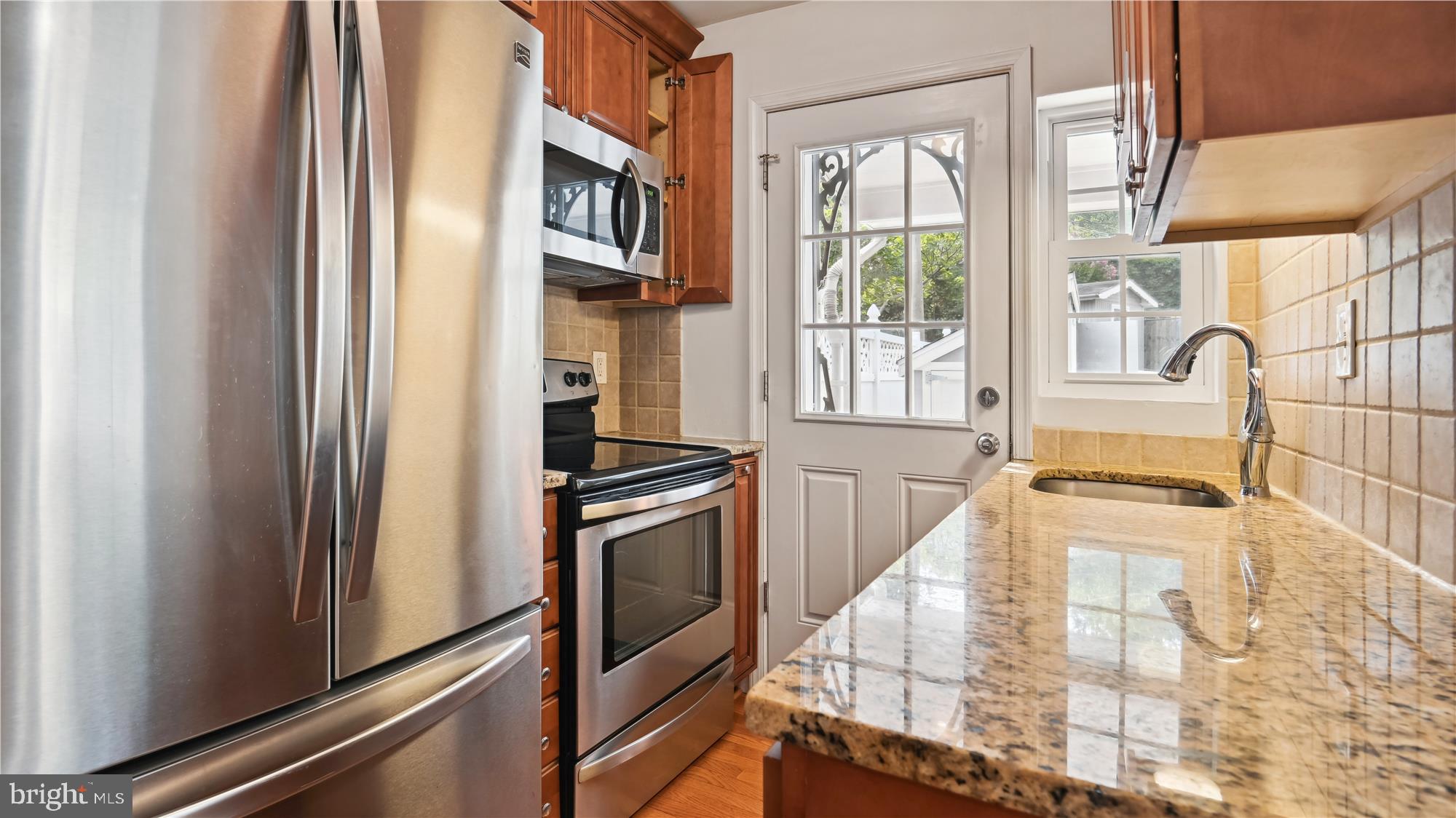 JEFFERSON MANOR - Residential Lease