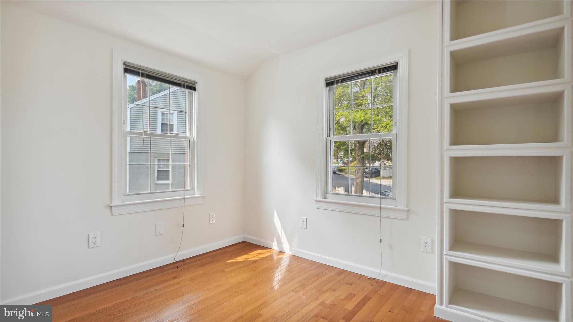 JEFFERSON MANOR - Residential Lease