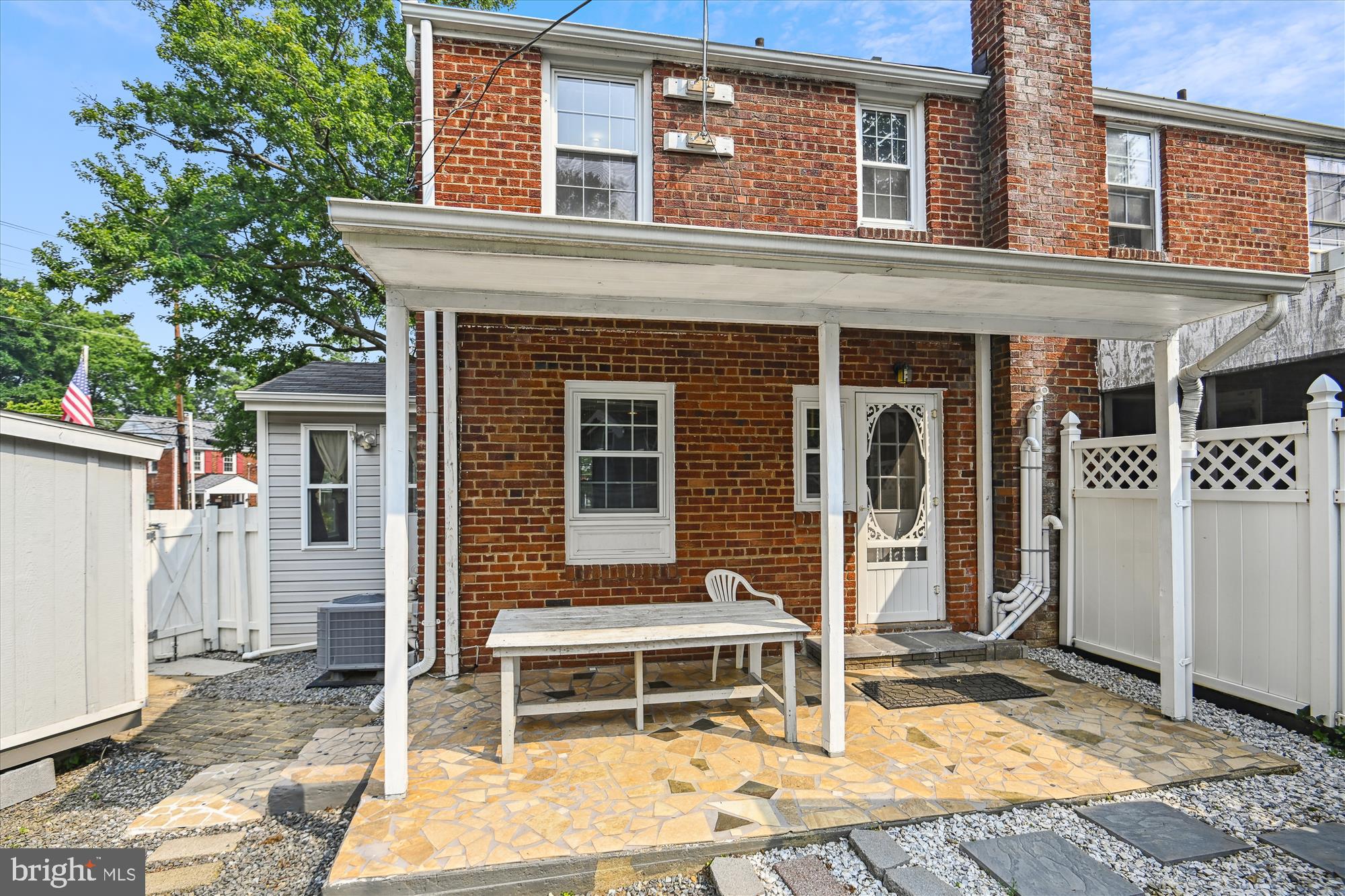 JEFFERSON MANOR - Residential Lease