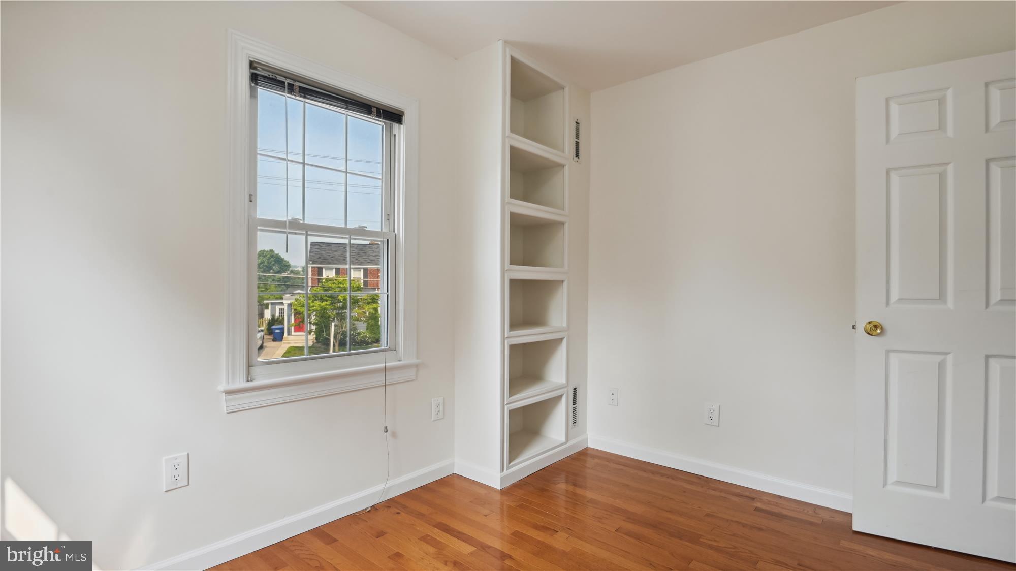 JEFFERSON MANOR - Residential Lease