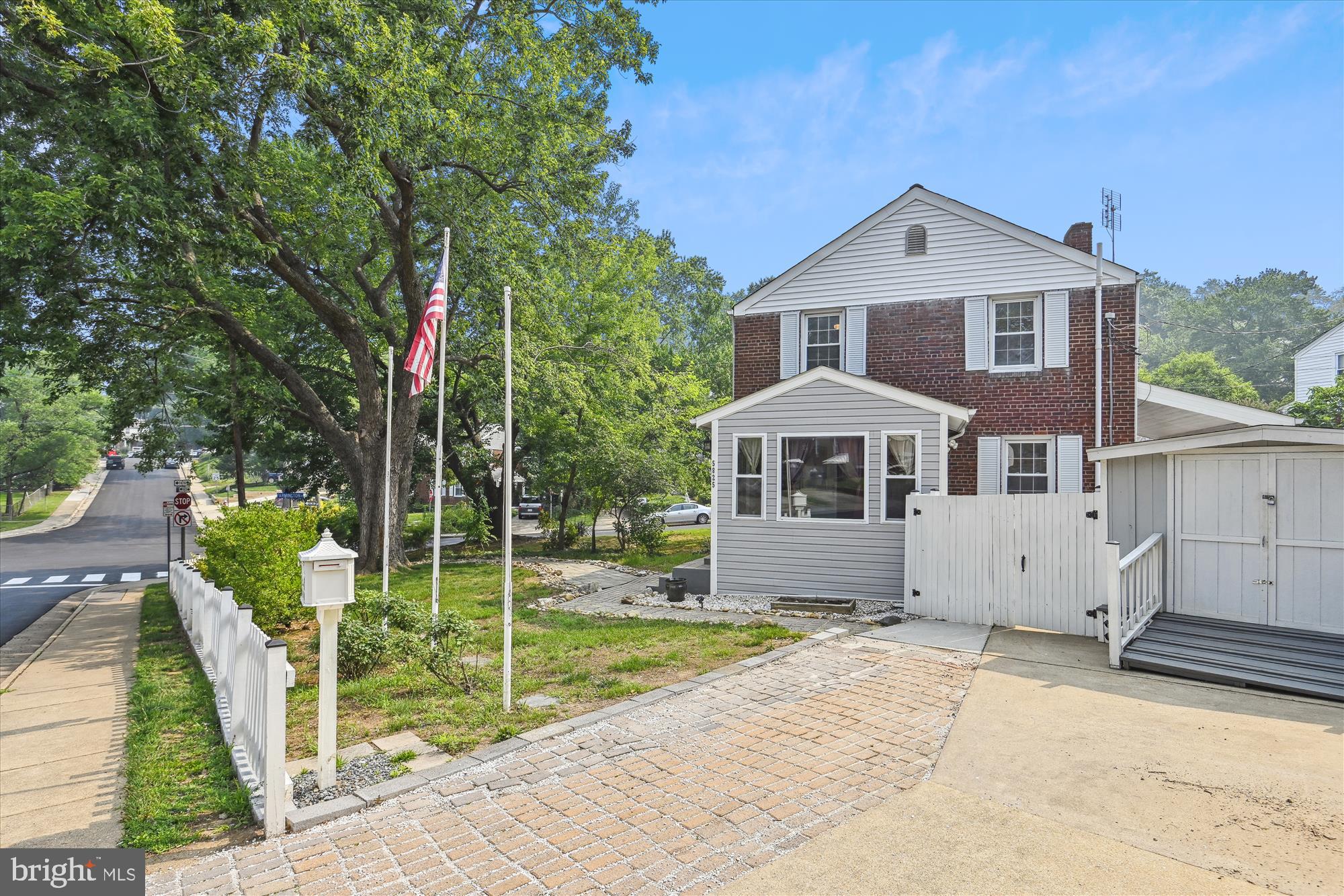 JEFFERSON MANOR - Residential Lease