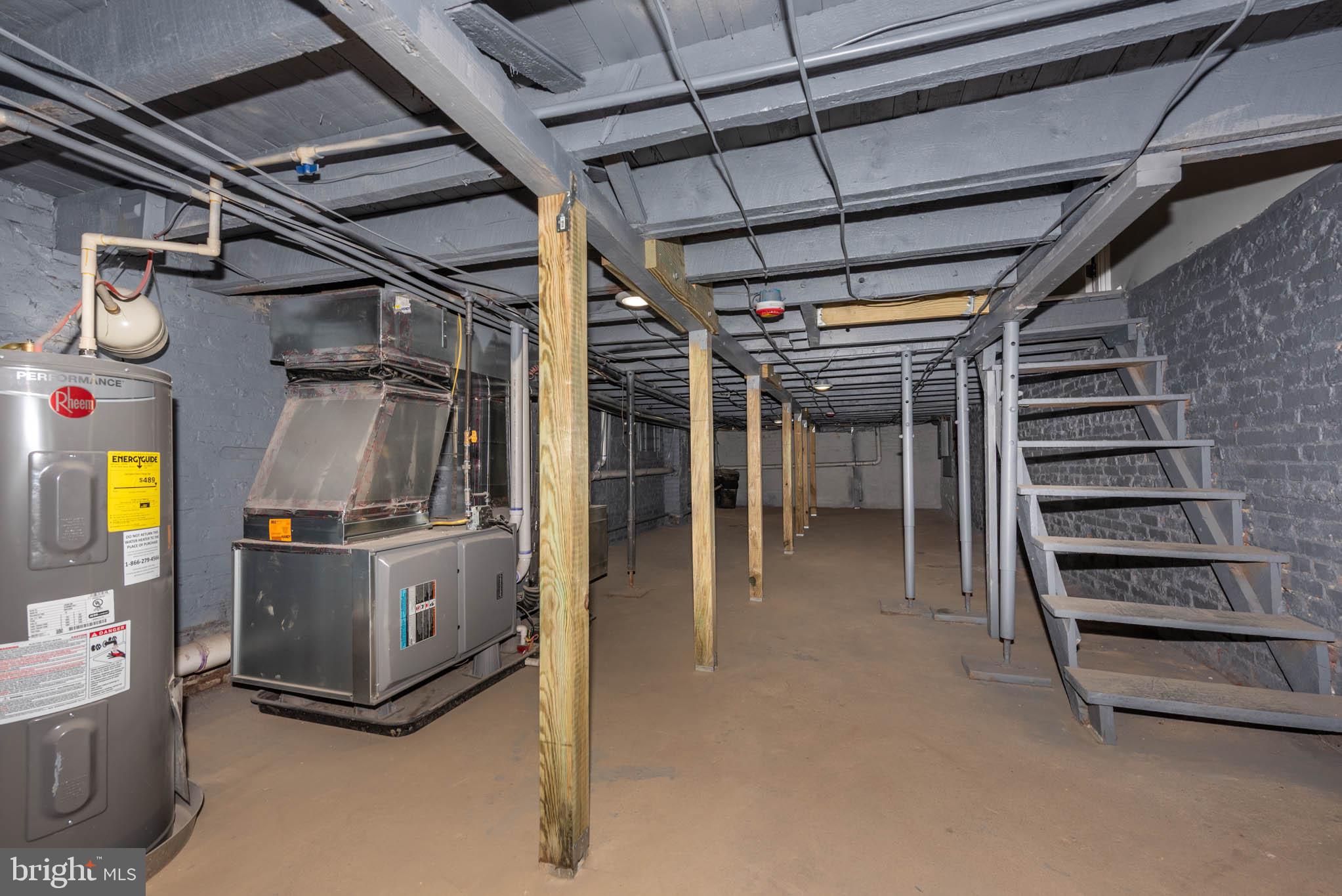 GOVANS - Residential