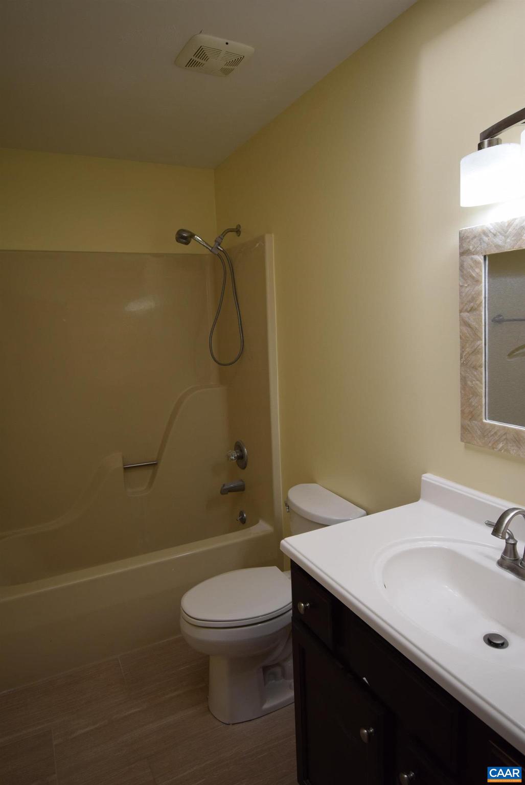 LAKE MONTICELLO - Residential Lease