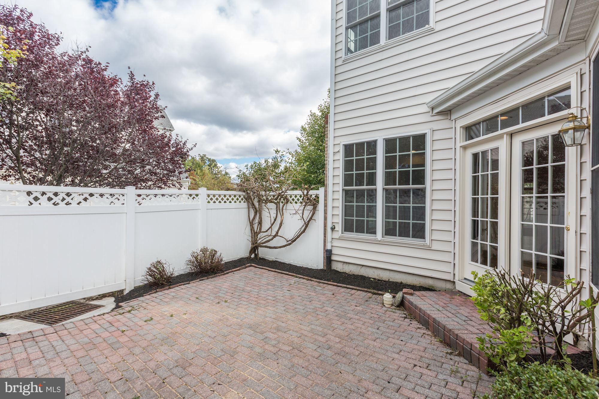 BRAMBLETON LANDBAY 2 - Residential Lease