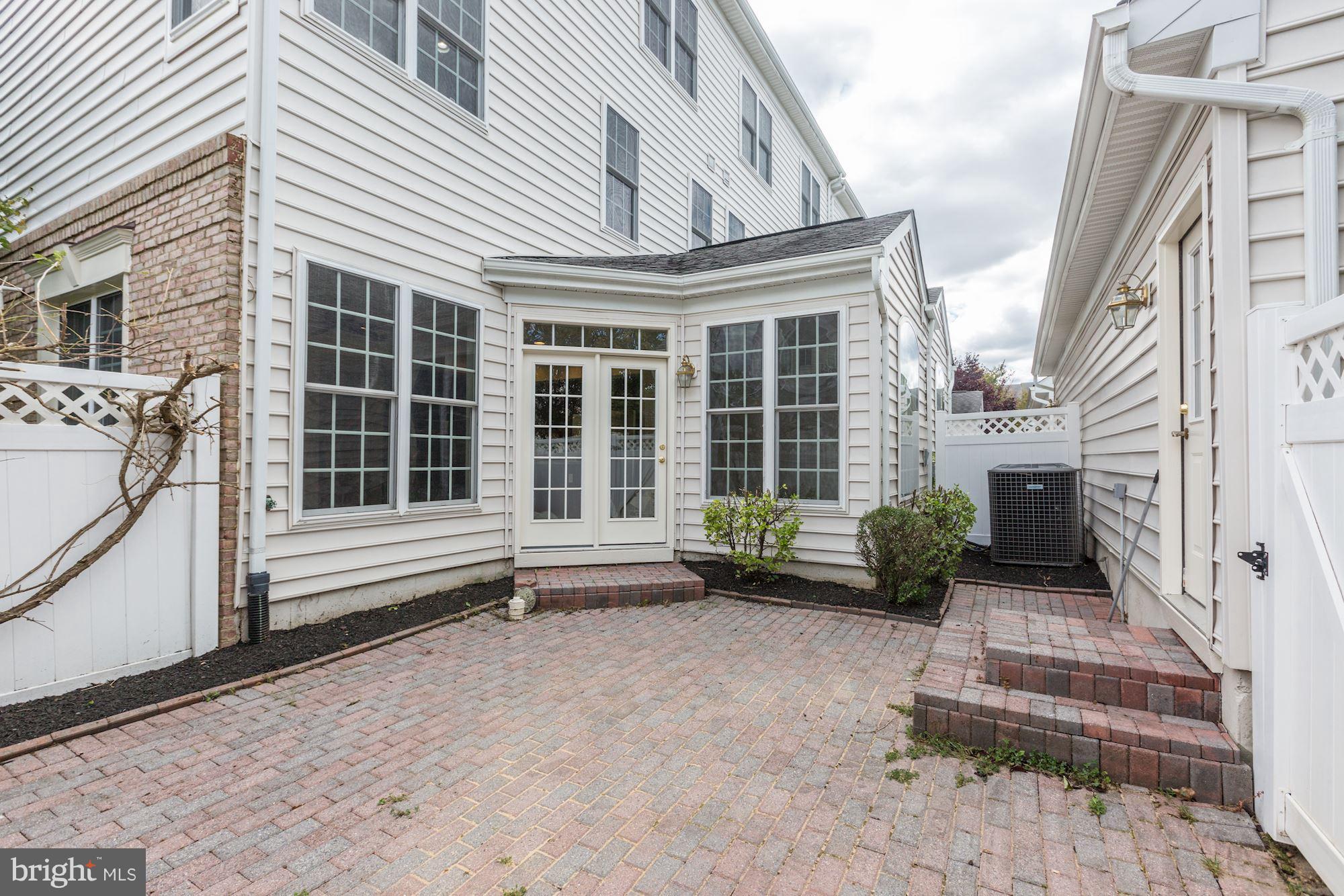 BRAMBLETON LANDBAY 2 - Residential Lease