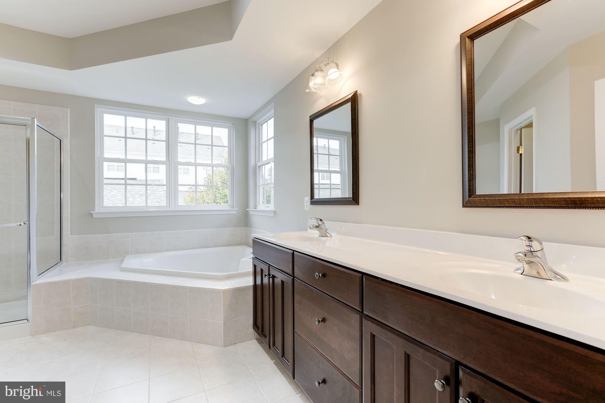 BRAMBLETON LANDBAY 2 - Residential Lease