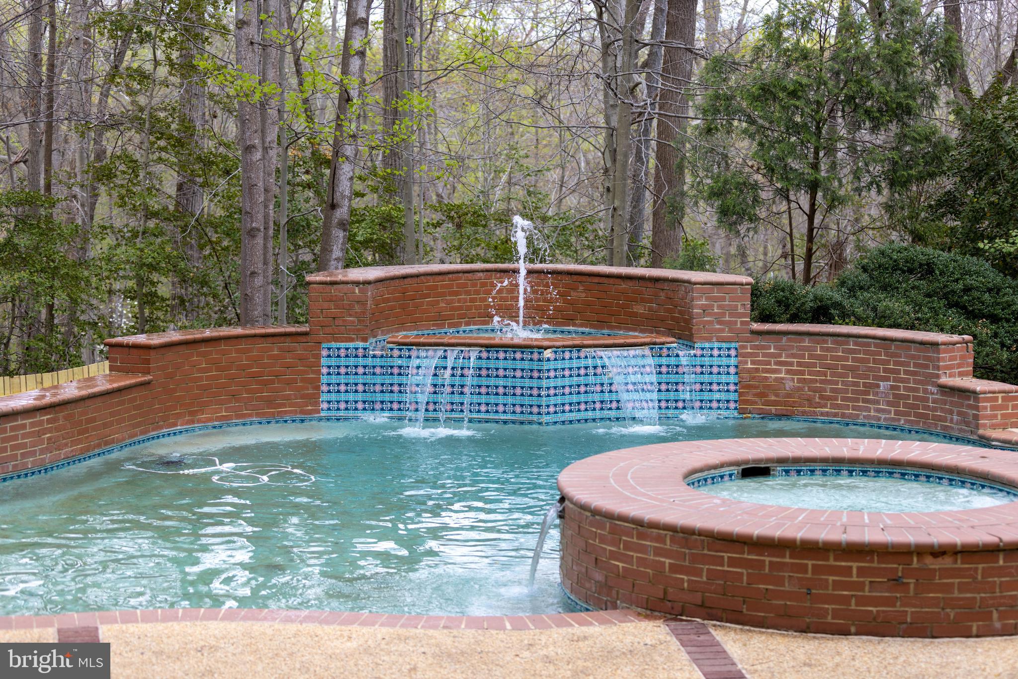 WOODS AT SOUTH RUN - Residential